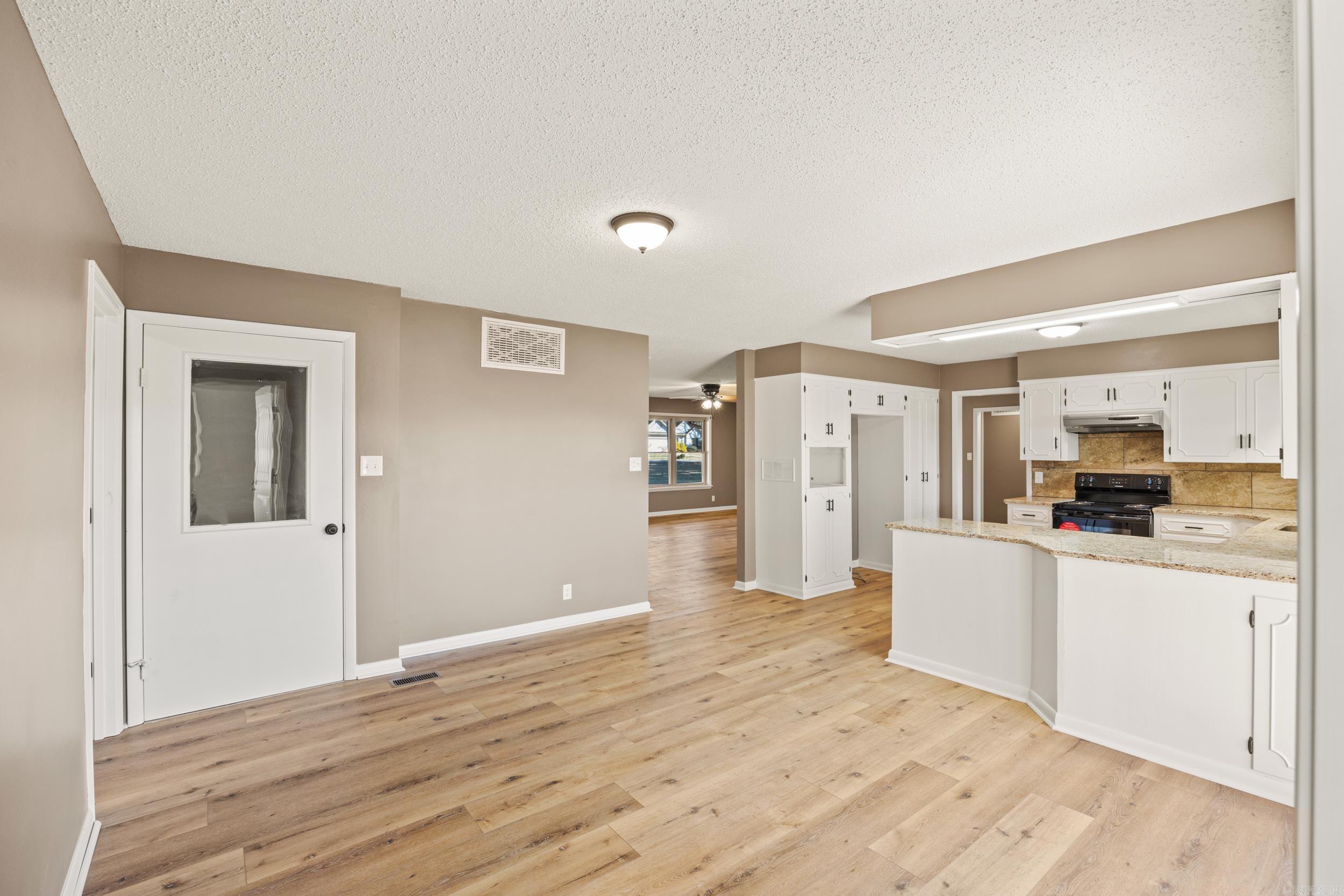 LEGACY PLACE - Residential