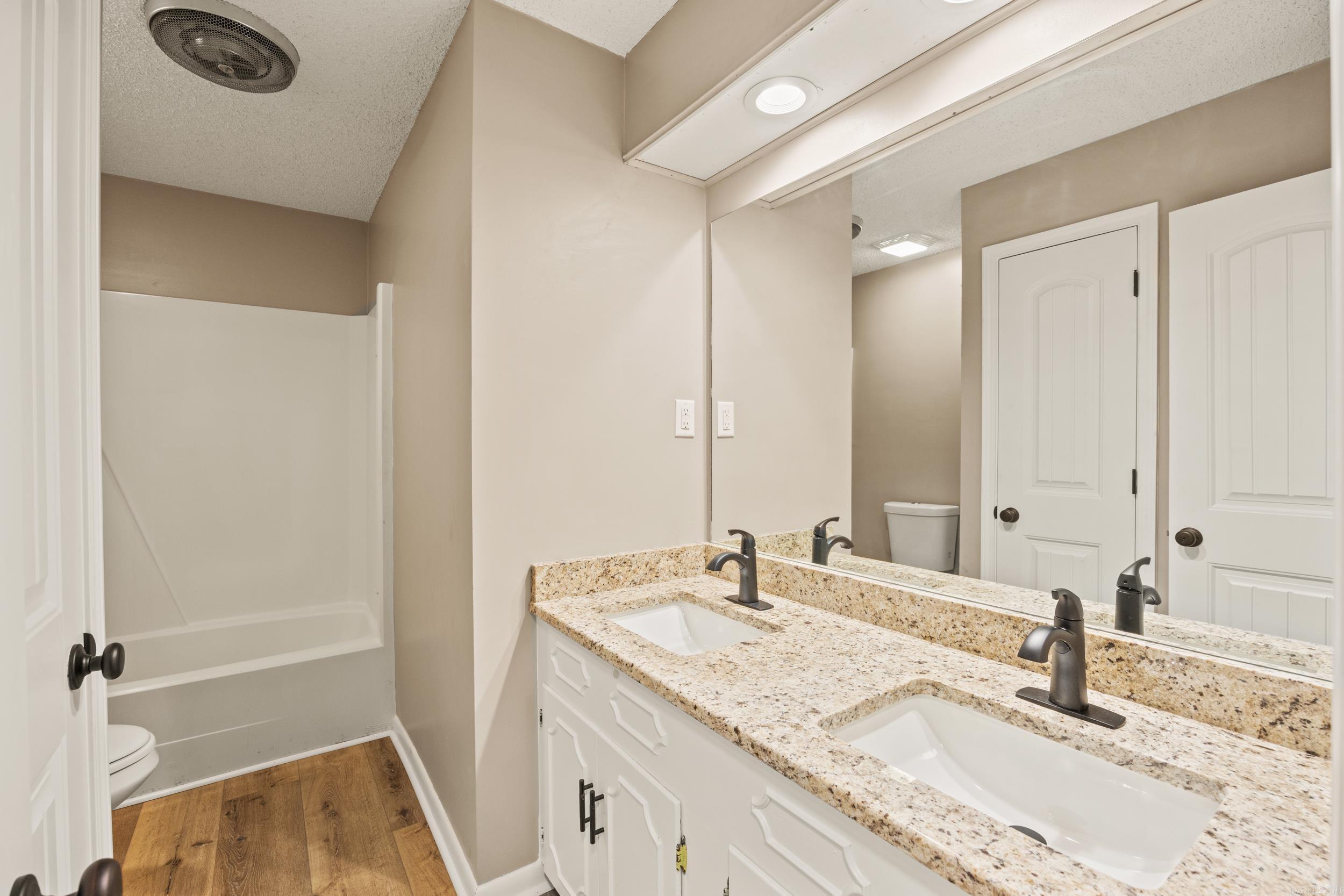 LEGACY PLACE - Residential