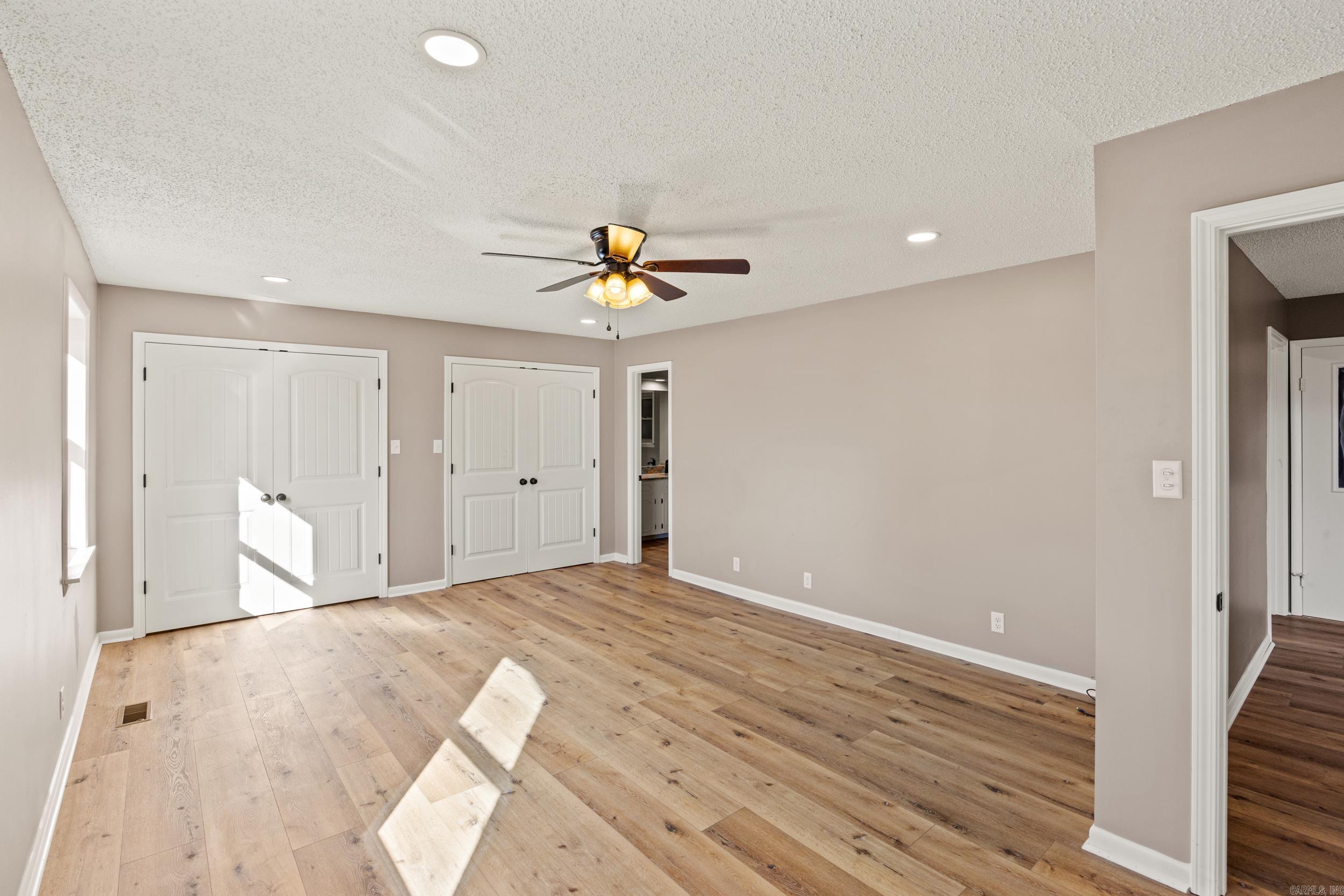 LEGACY PLACE - Residential