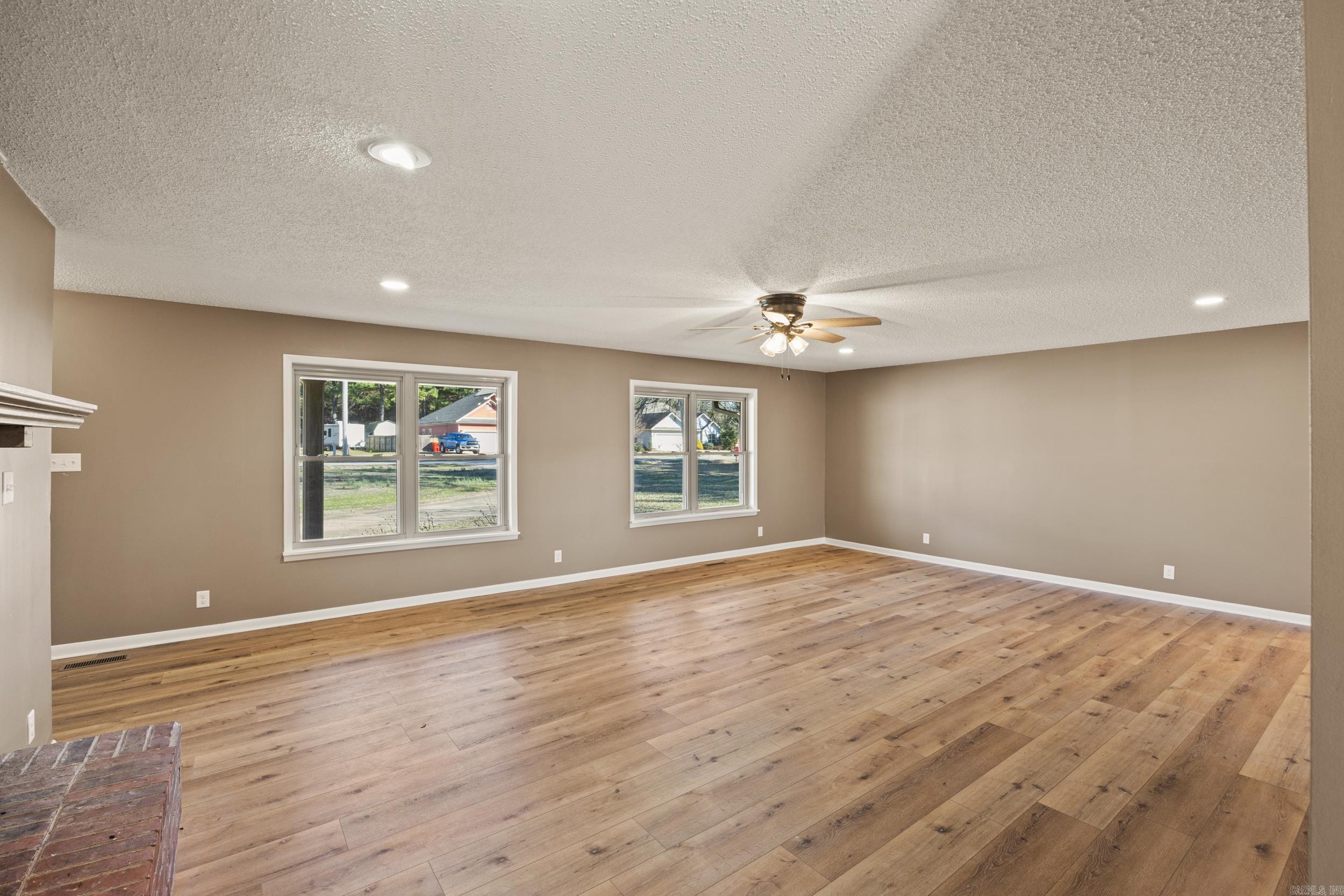 LEGACY PLACE - Residential