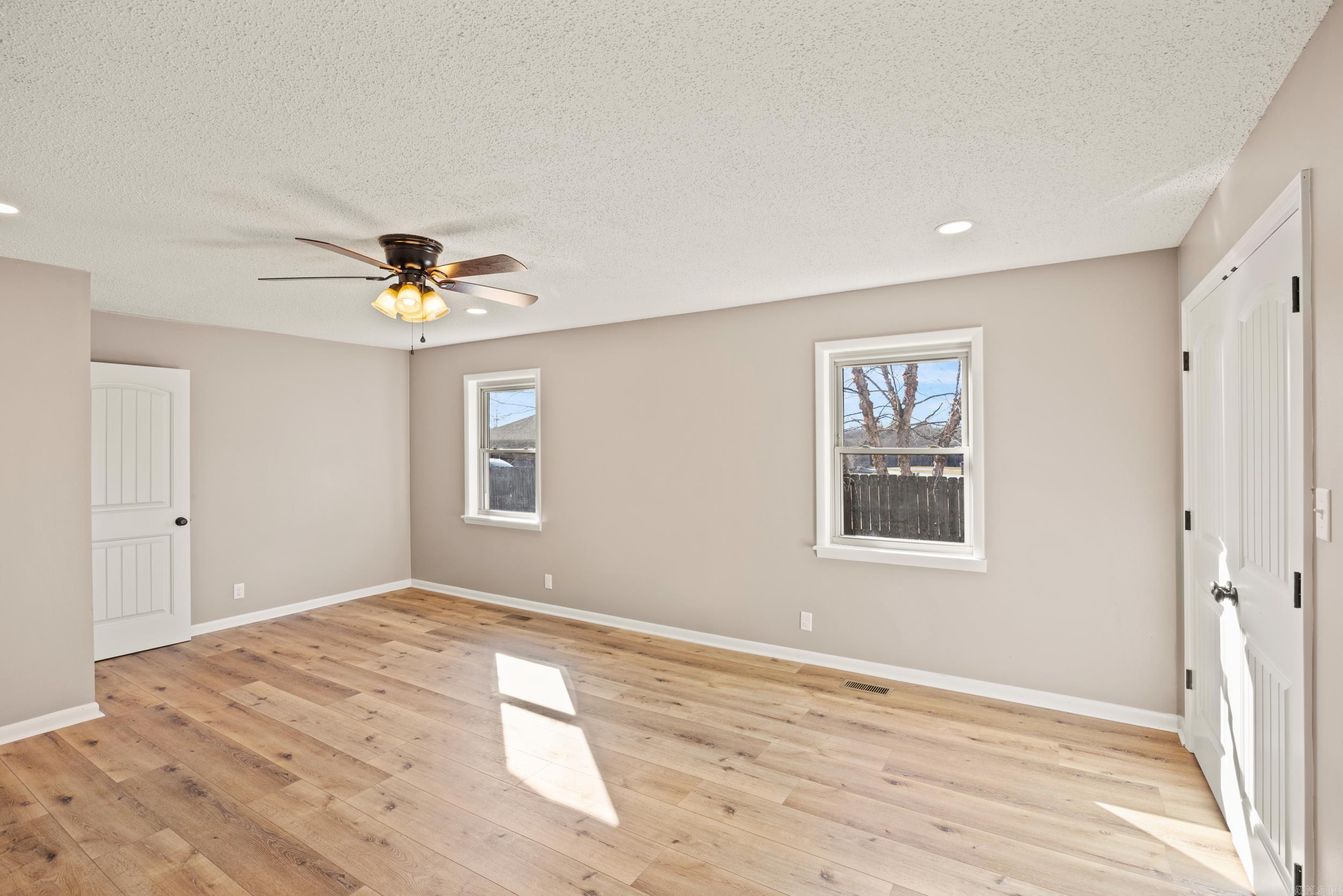 LEGACY PLACE - Residential