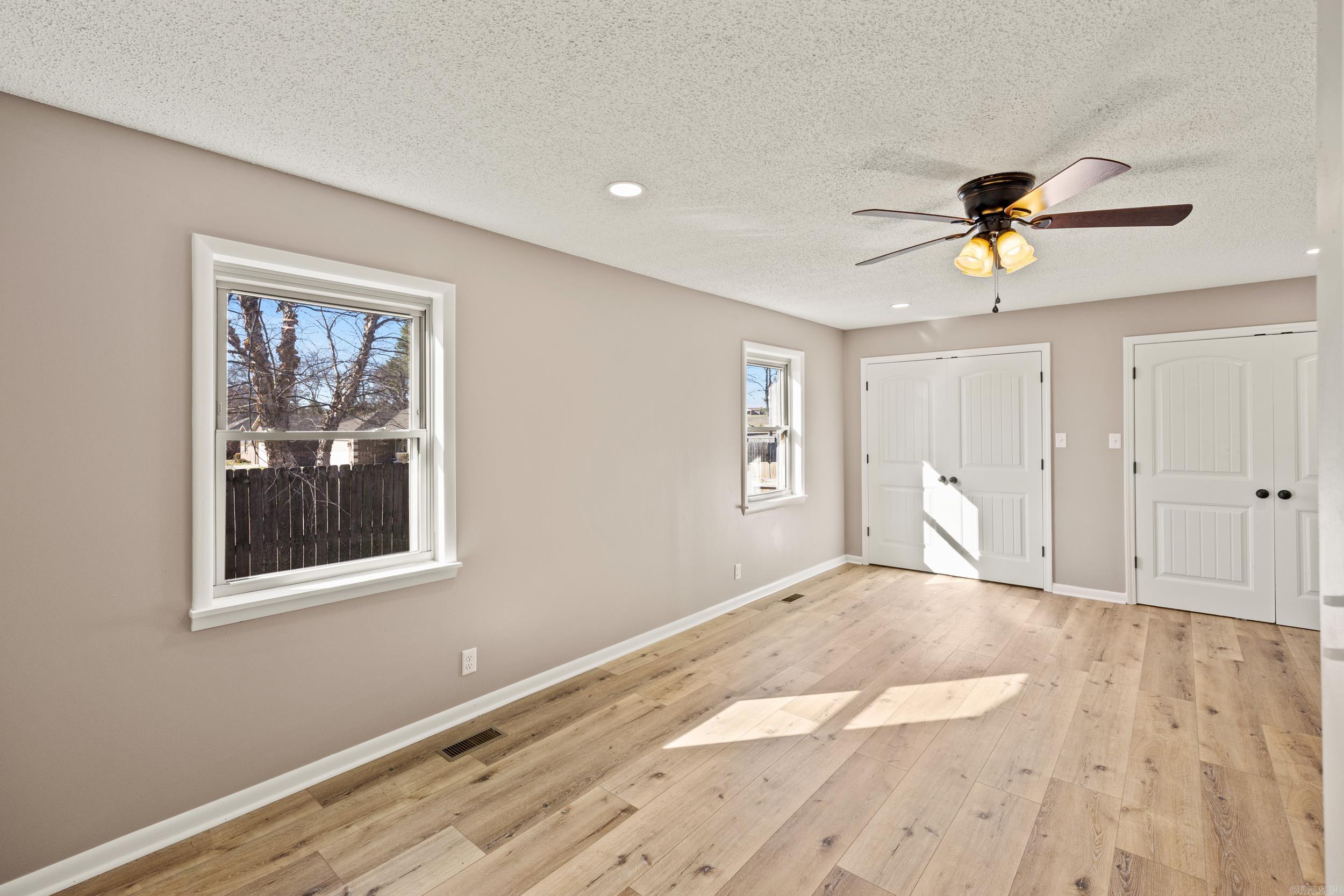 LEGACY PLACE - Residential