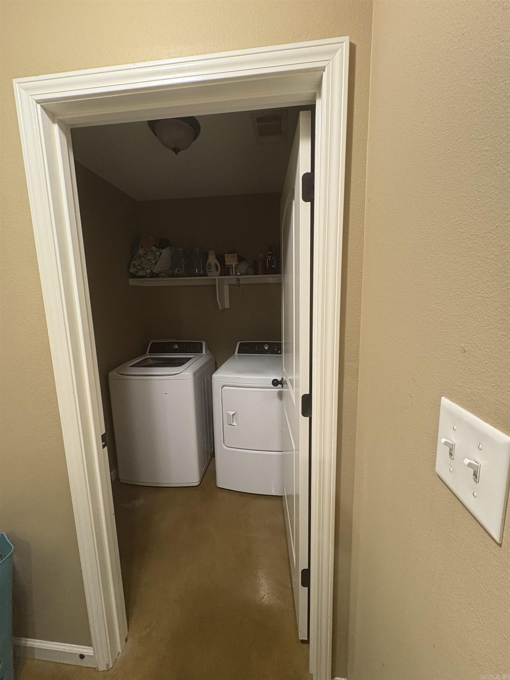AUBURN HILLS - Residential