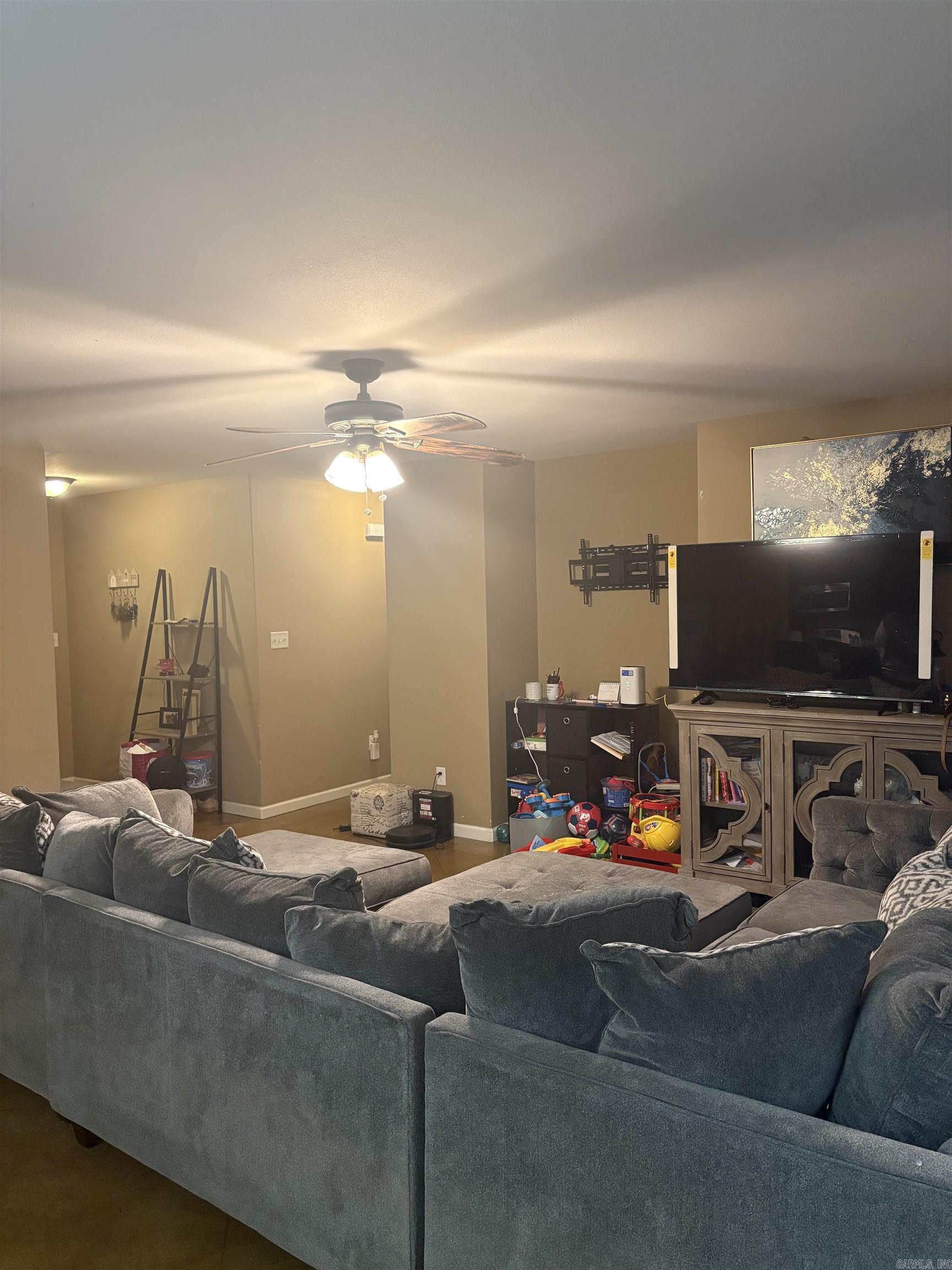 AUBURN HILLS - Residential