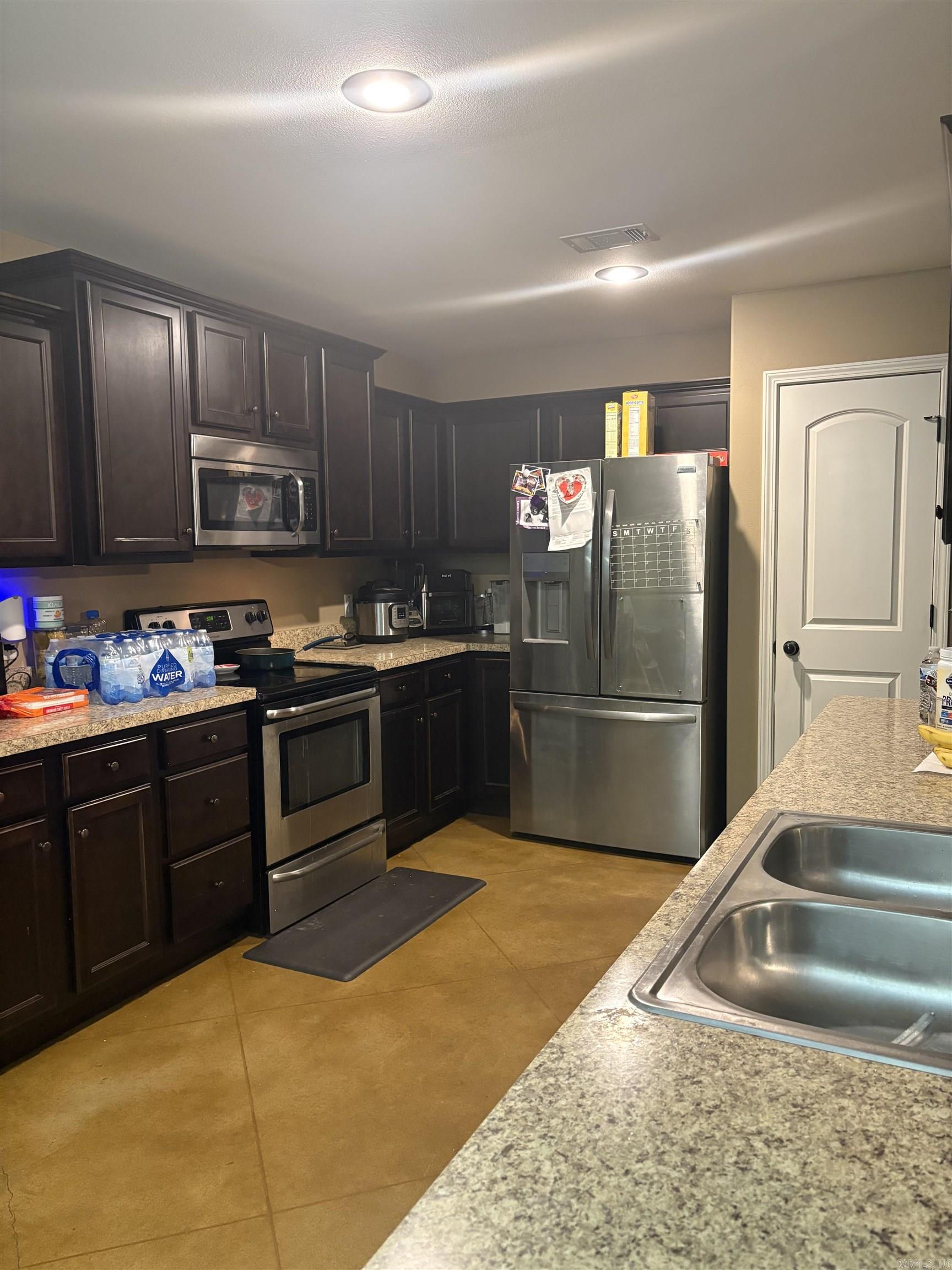 AUBURN HILLS - Residential