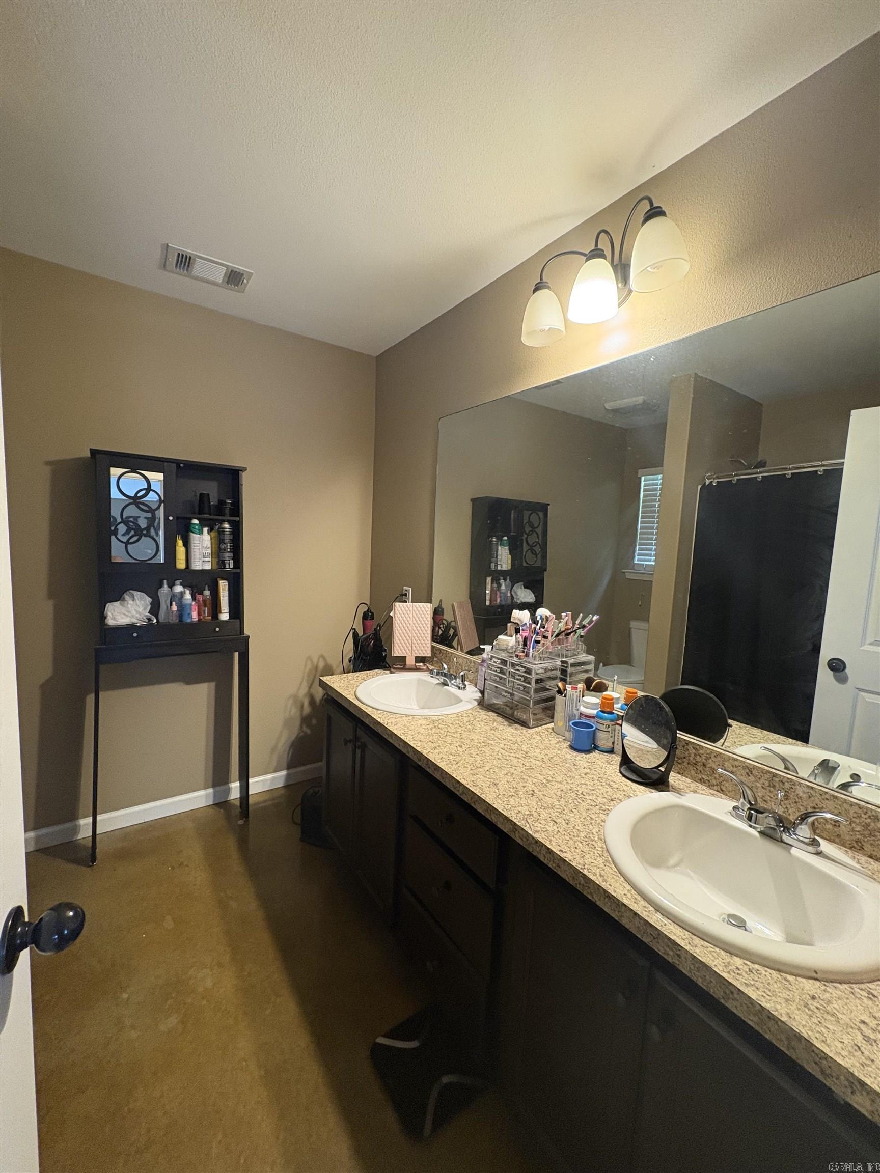 AUBURN HILLS - Residential