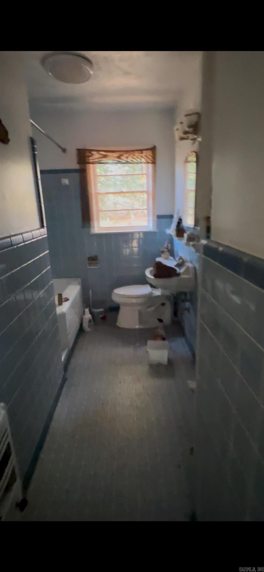 KINGWOOD PLACE - Residential