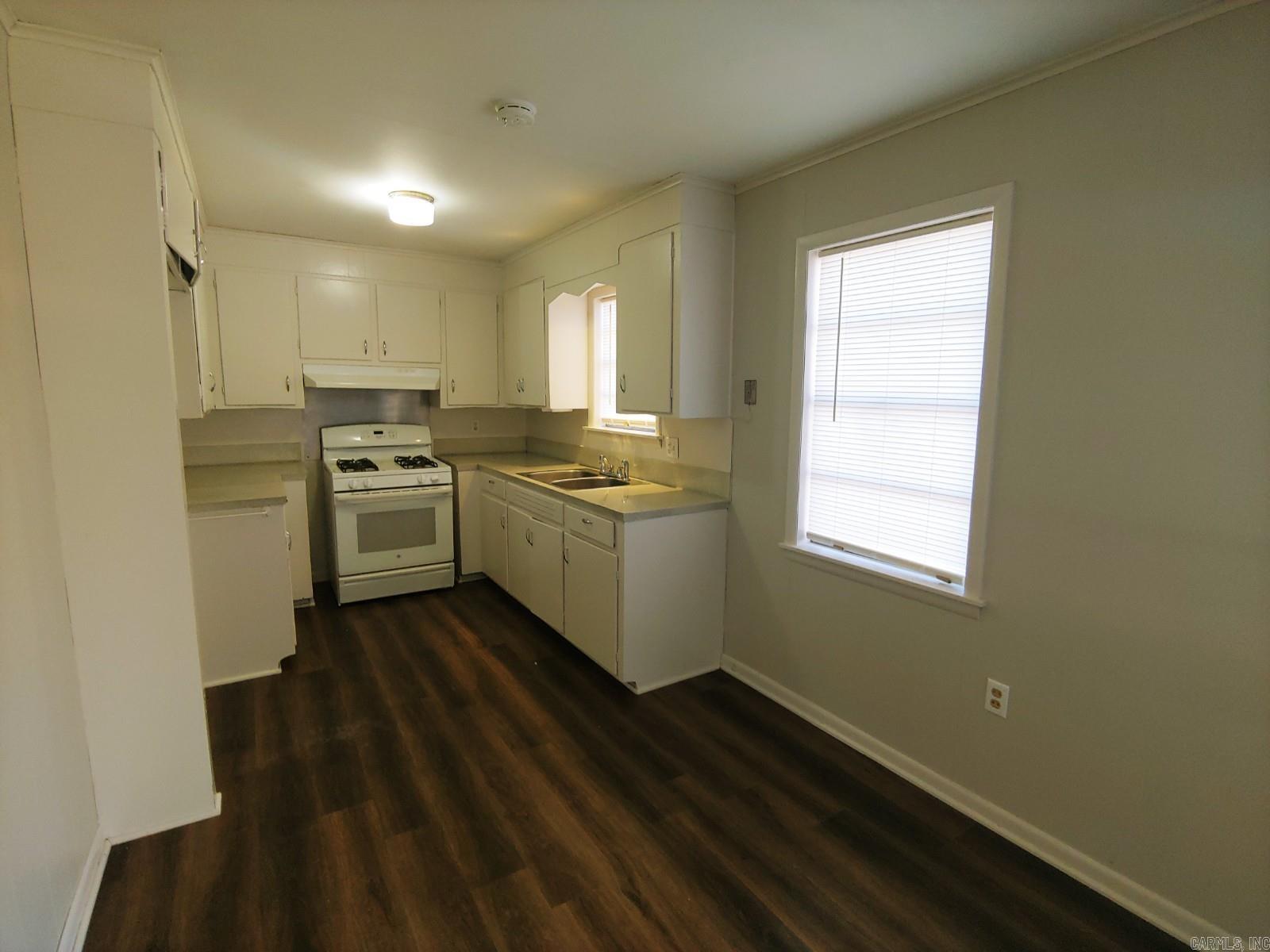 White - Residential Lease