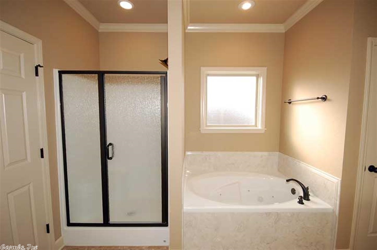 SHADOW CREEK - Residential