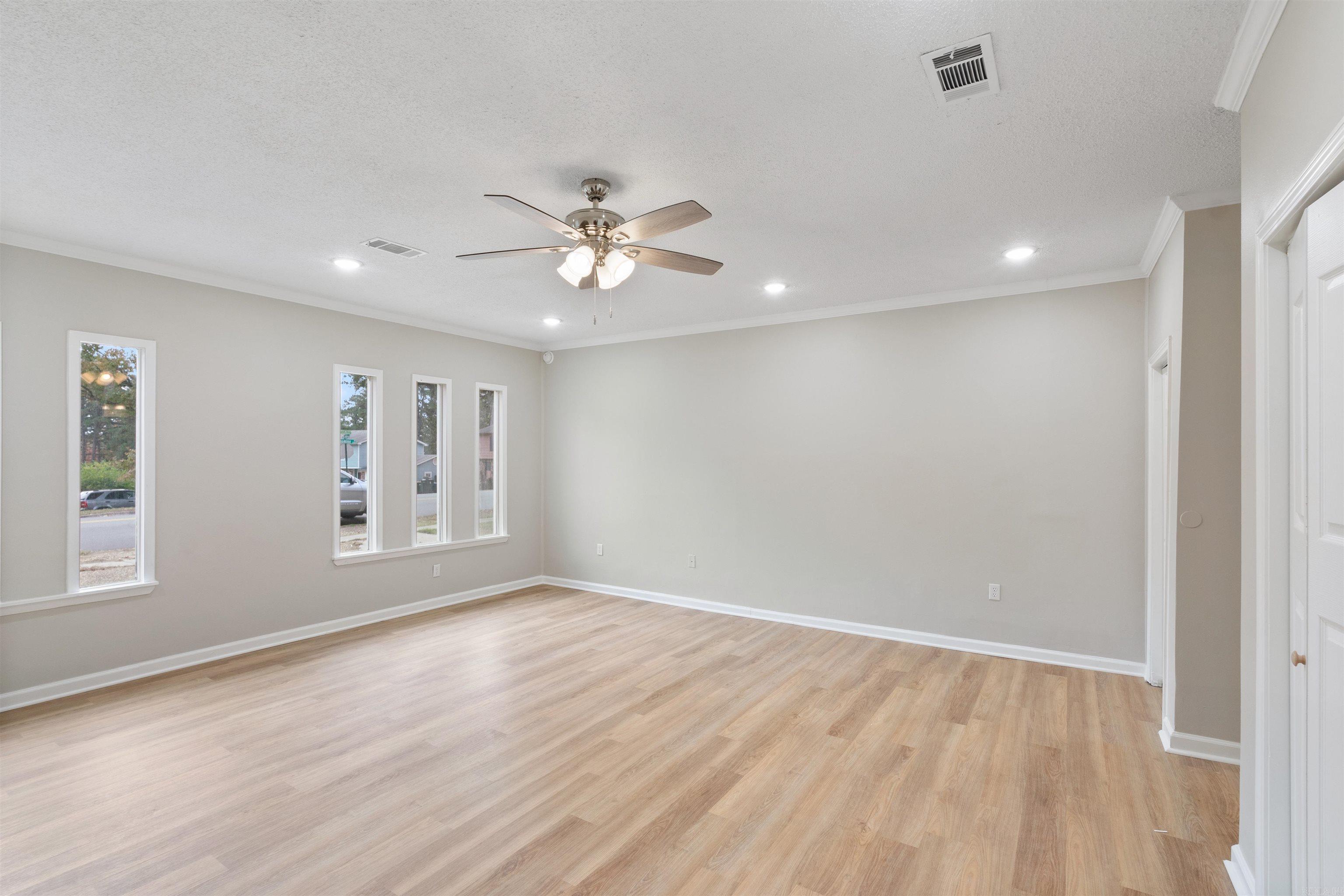 Twin Lakes - Residential