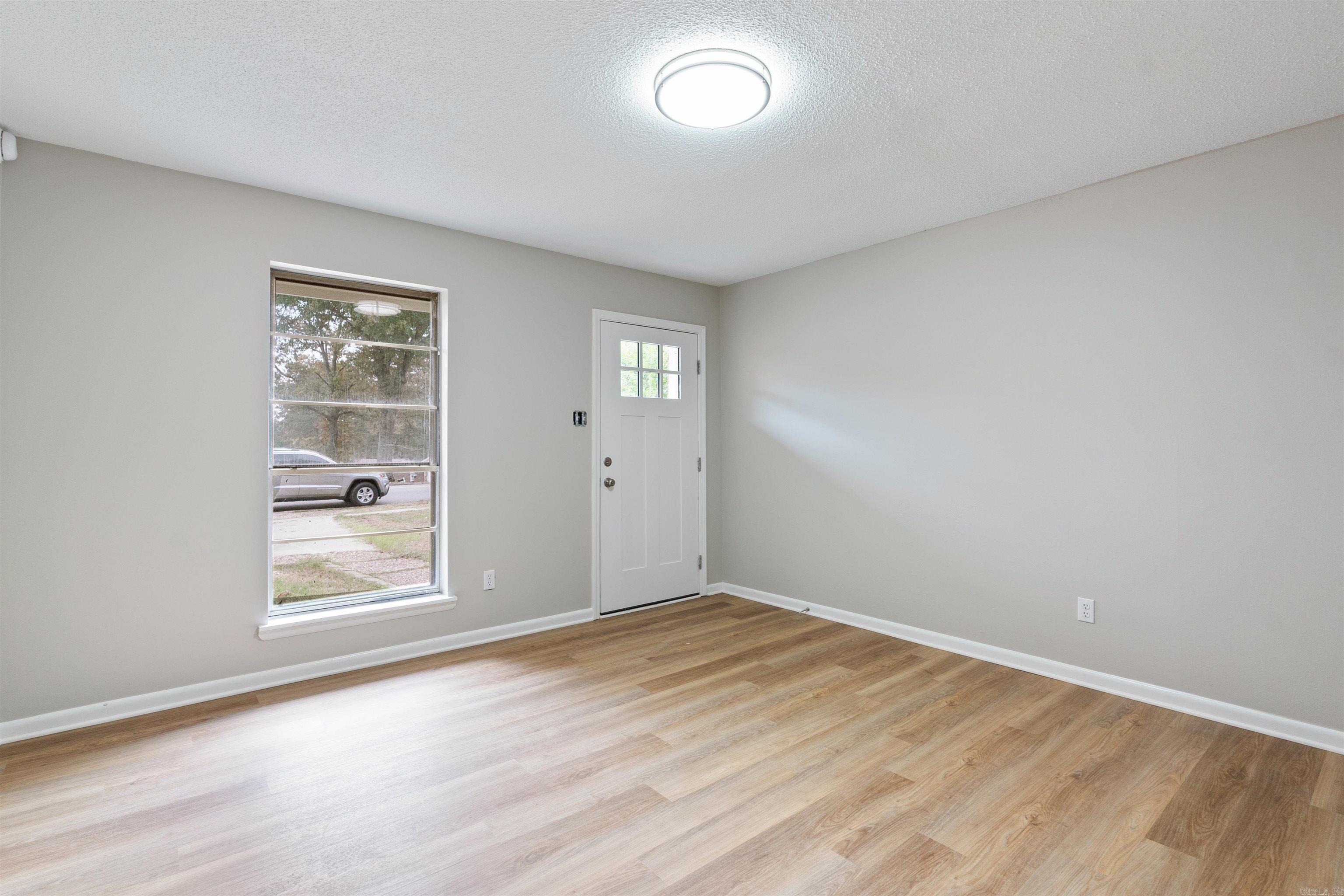 Twin Lakes - Residential