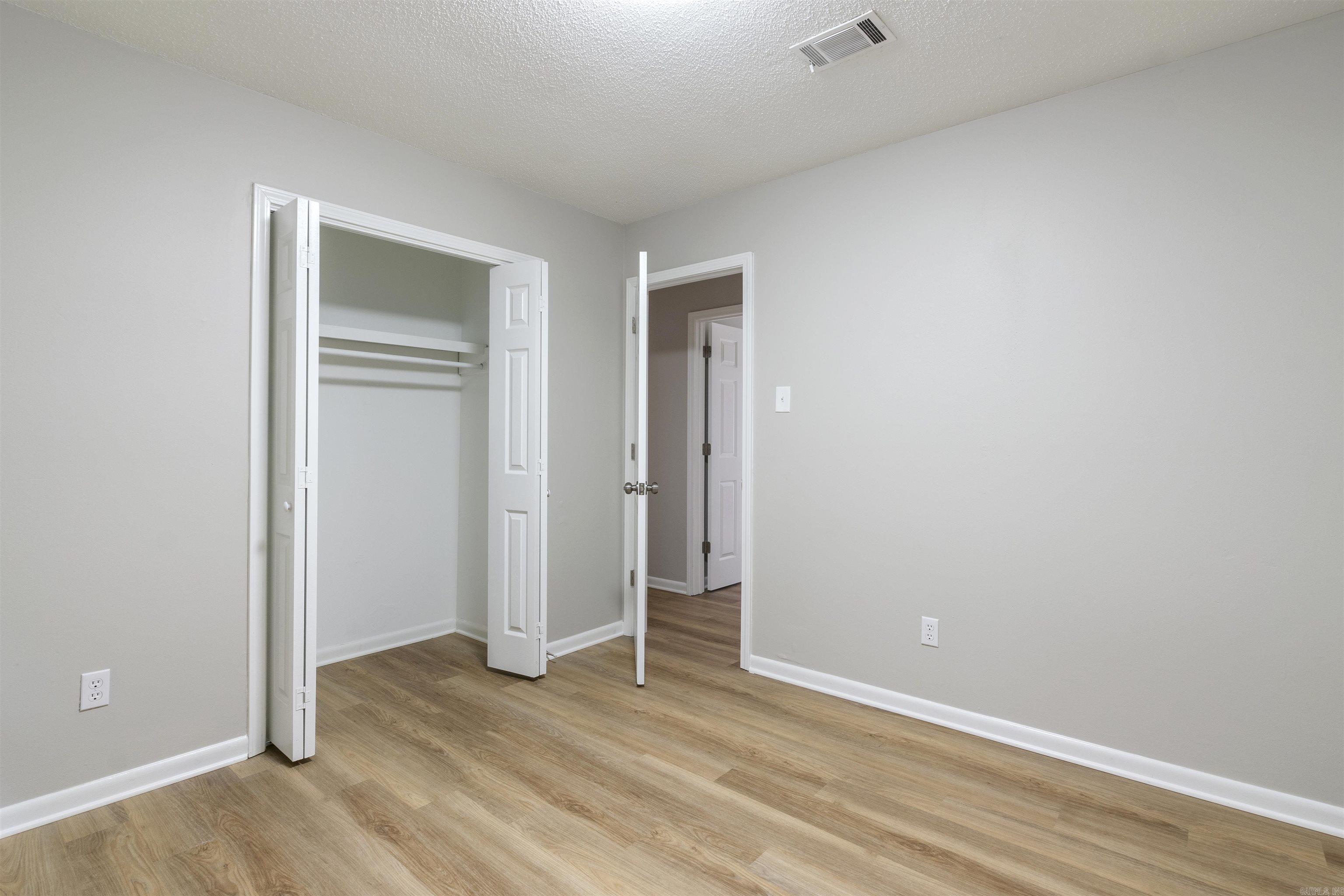 Twin Lakes - Residential