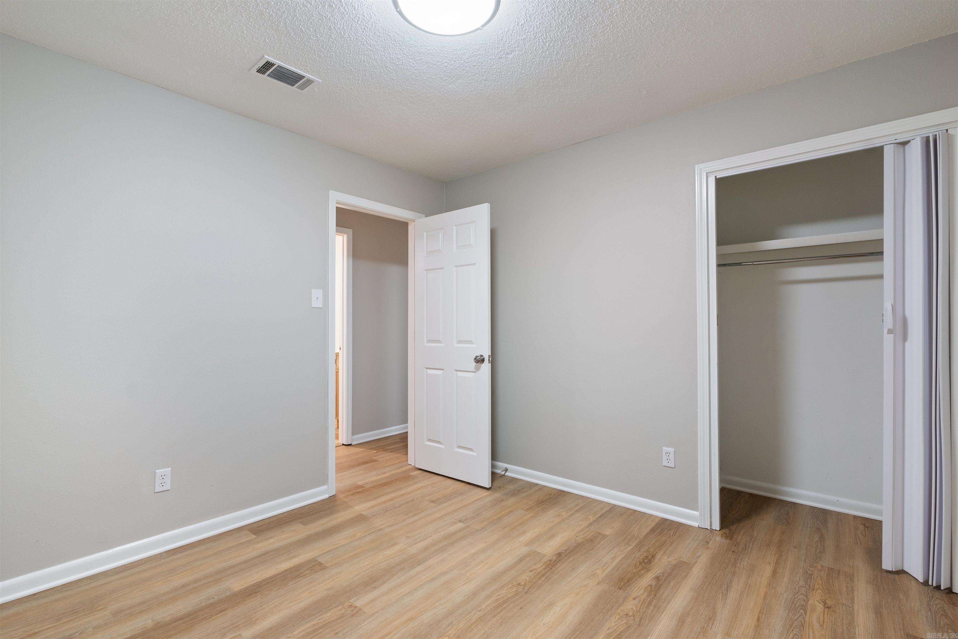 Twin Lakes - Residential