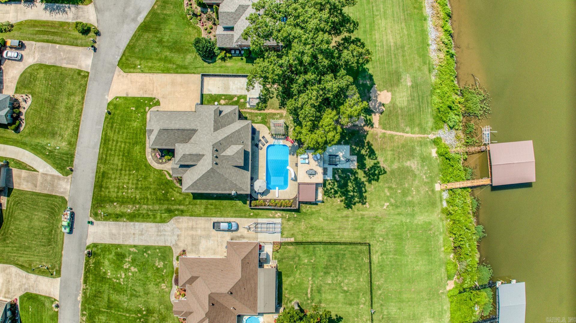 The River Plantation - Residential