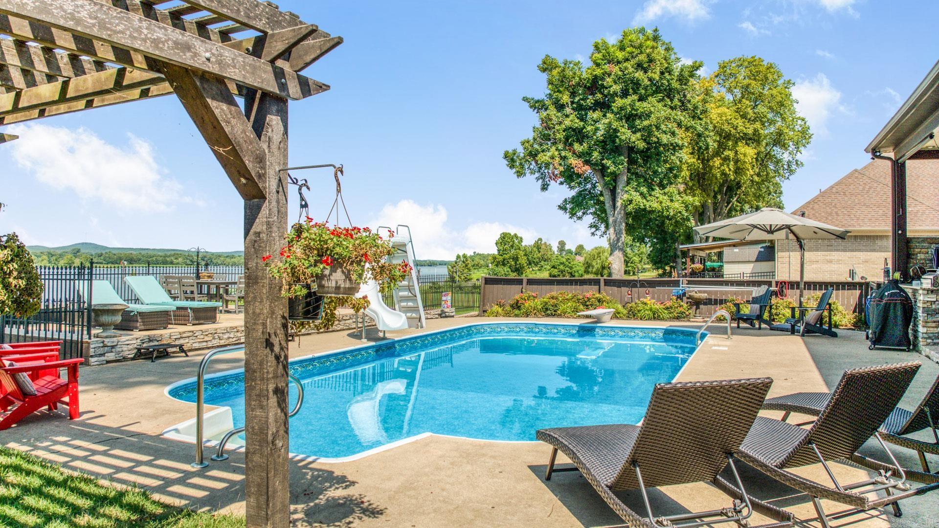 The River Plantation - Residential