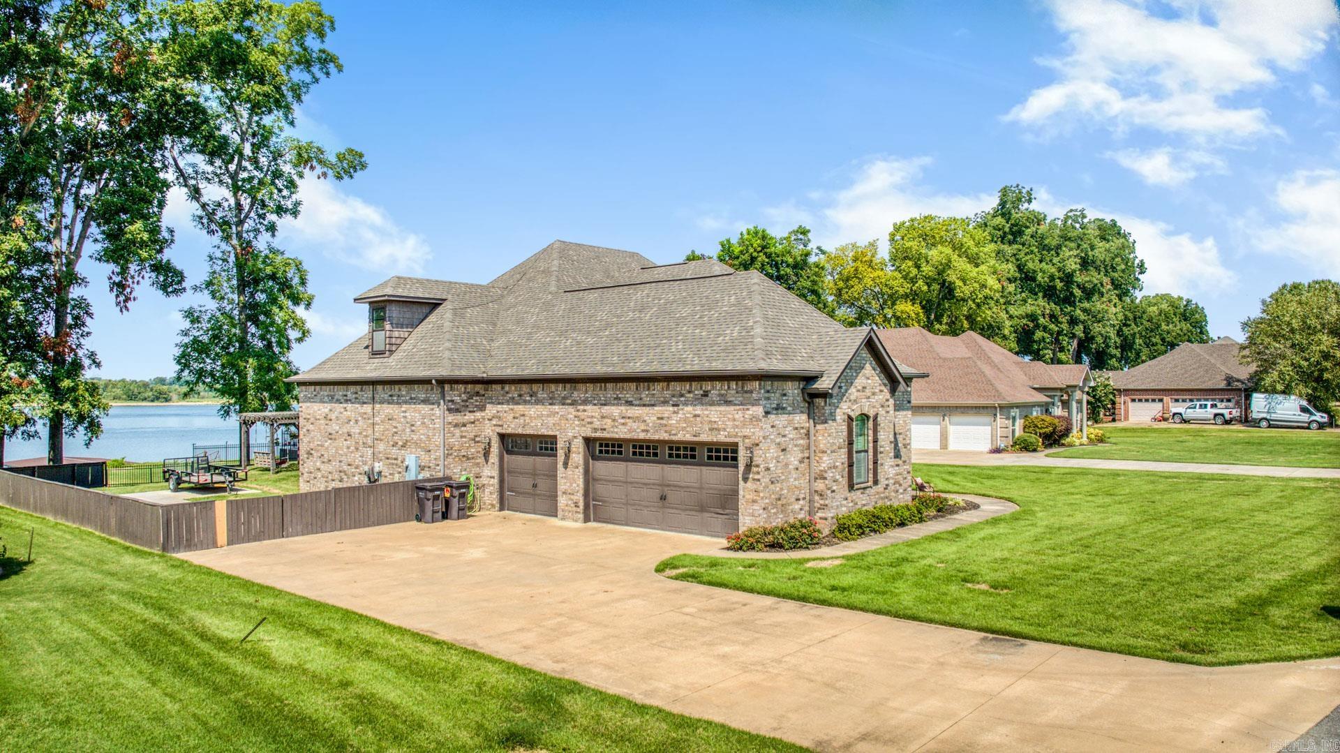 The River Plantation - Residential