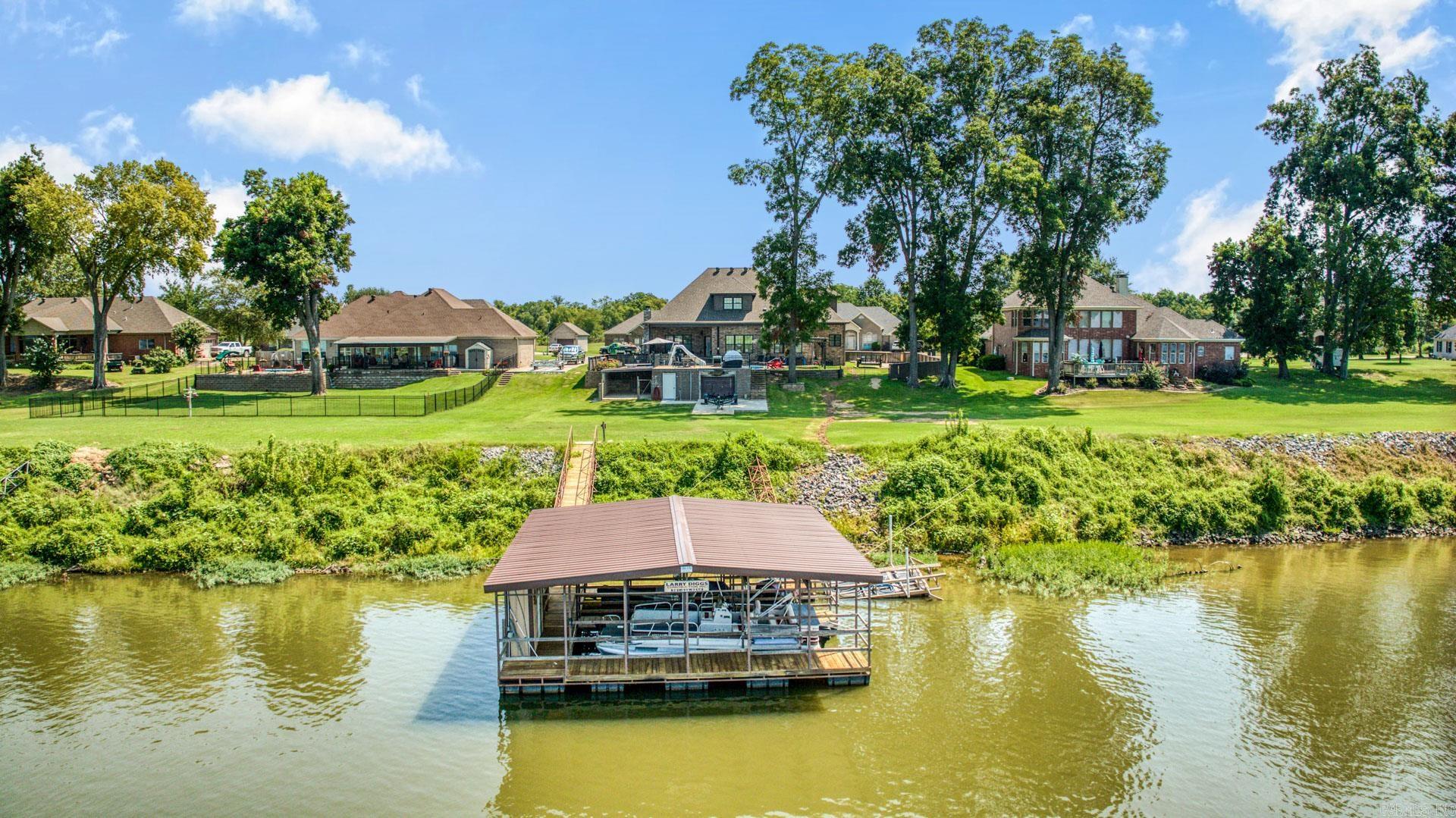 The River Plantation - Residential