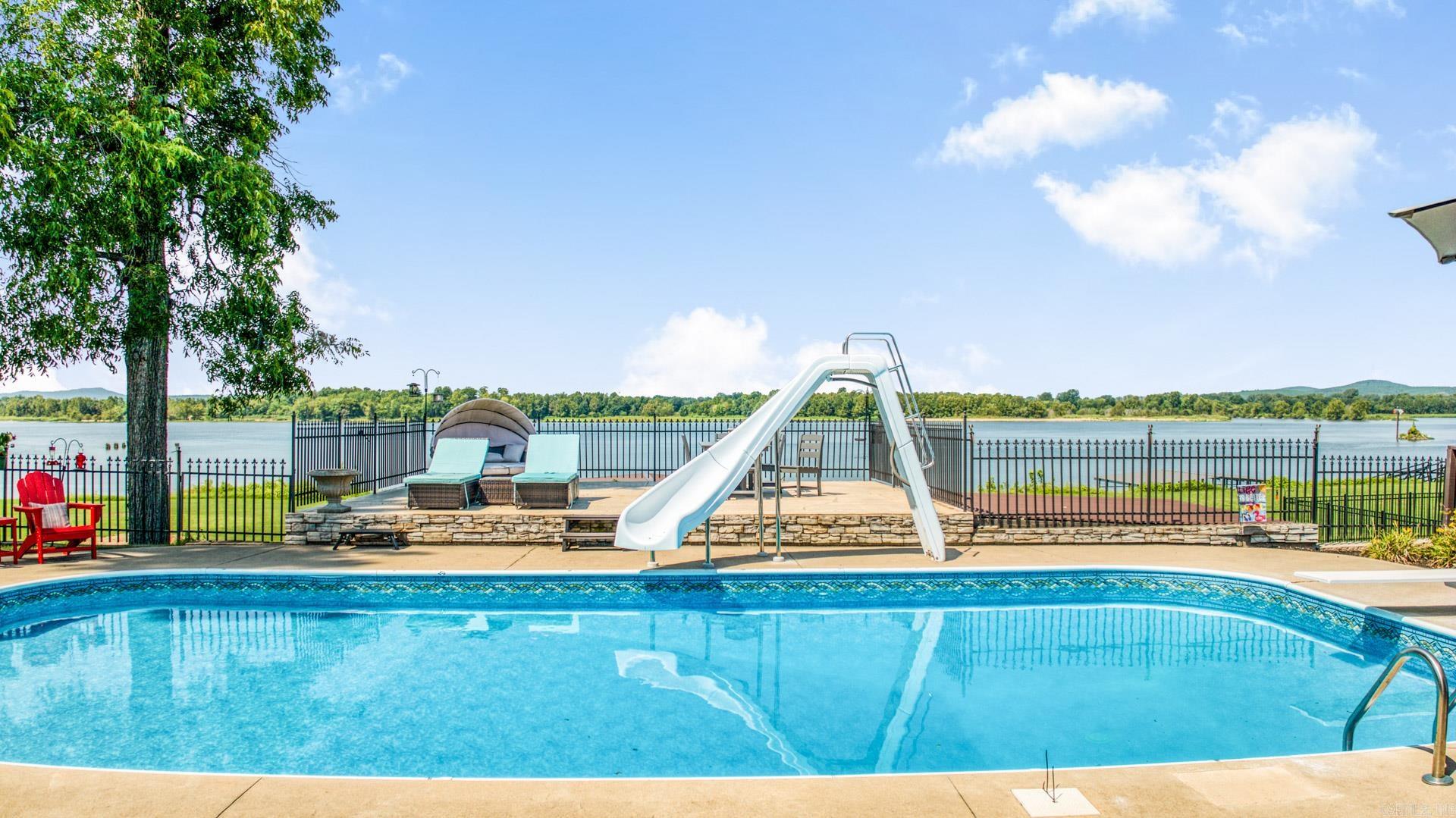 The River Plantation - Residential