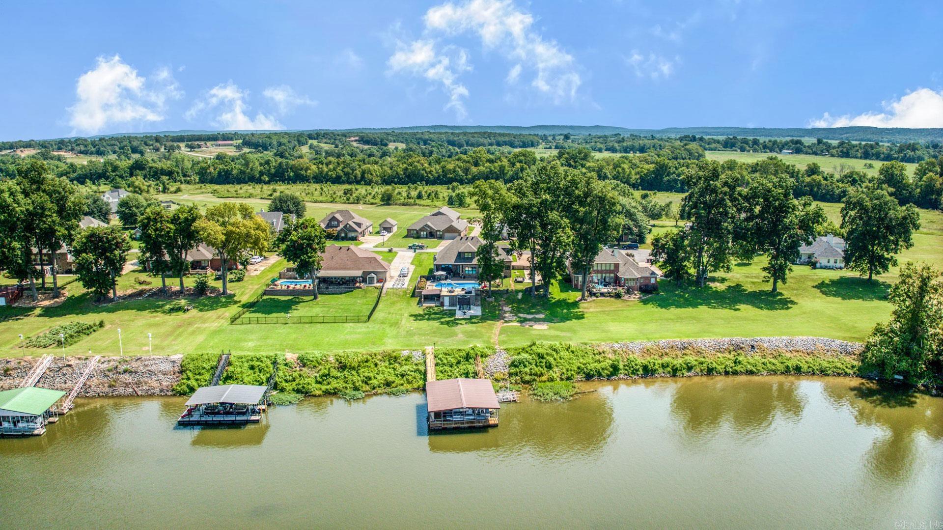 The River Plantation - Residential