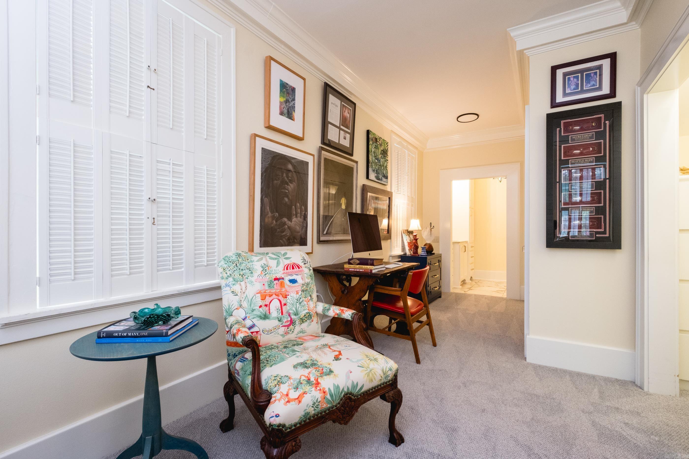 COUNTRY CLUB HGTS - Residential