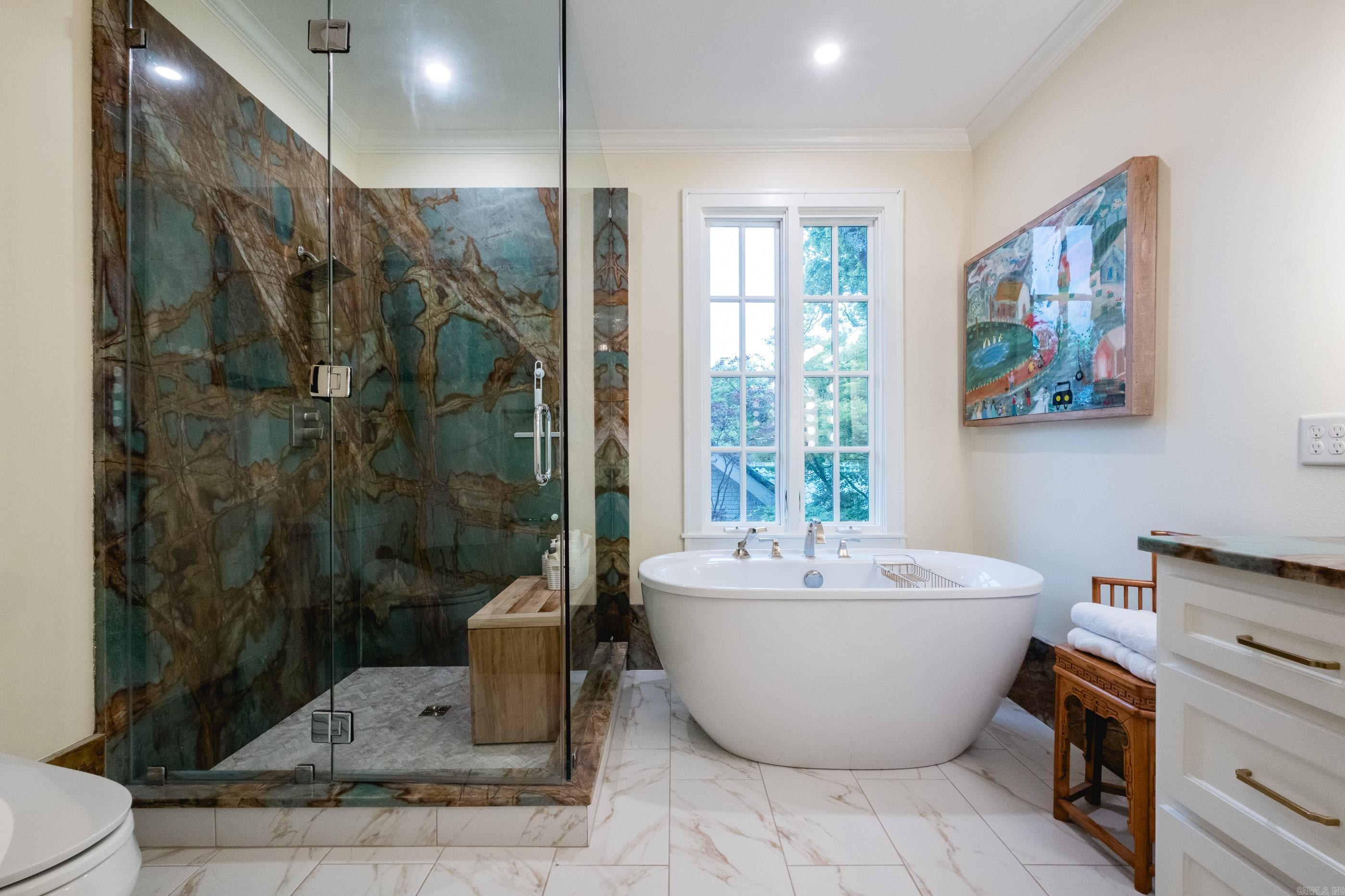 COUNTRY CLUB HGTS - Residential