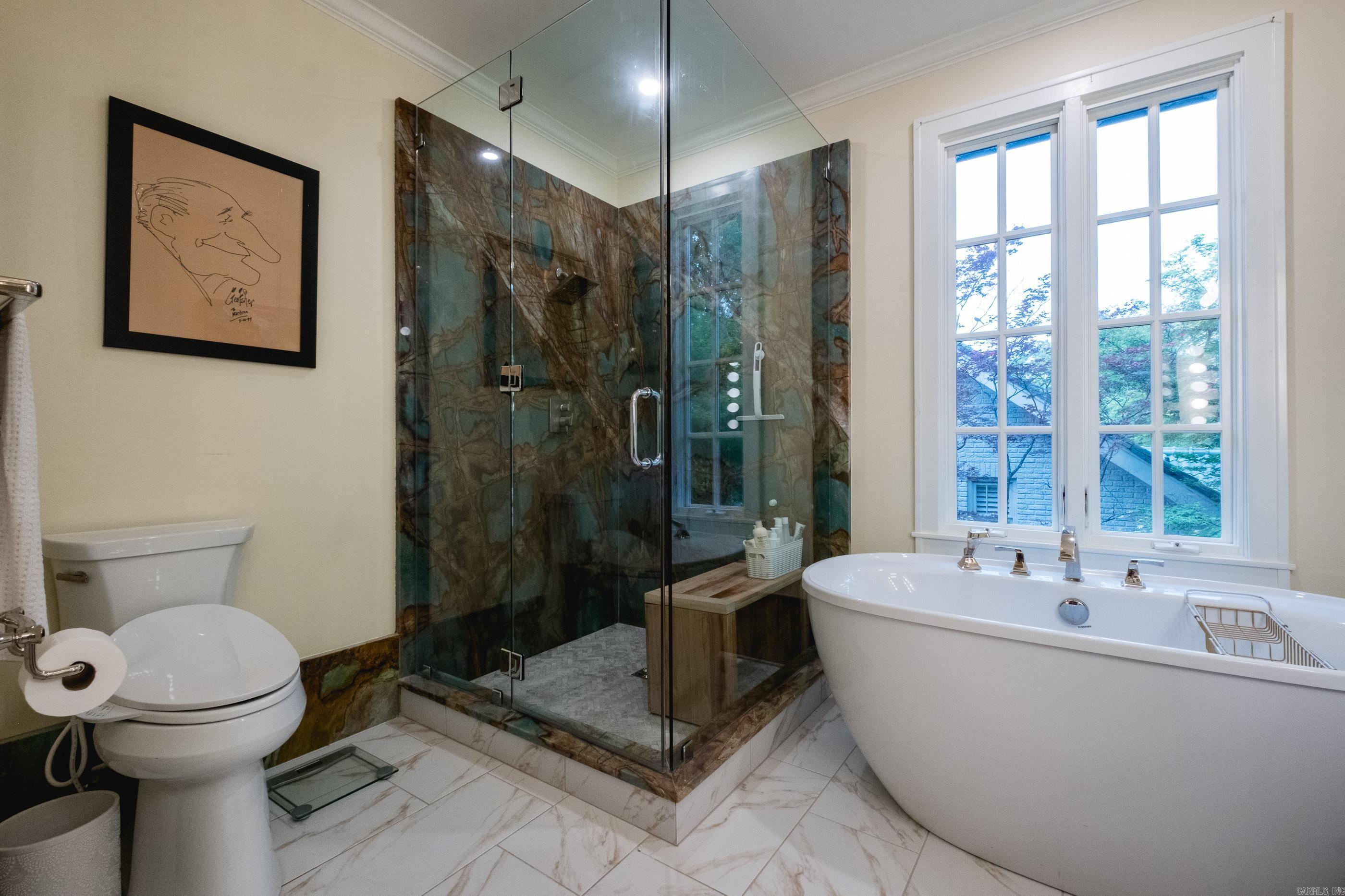 COUNTRY CLUB HGTS - Residential