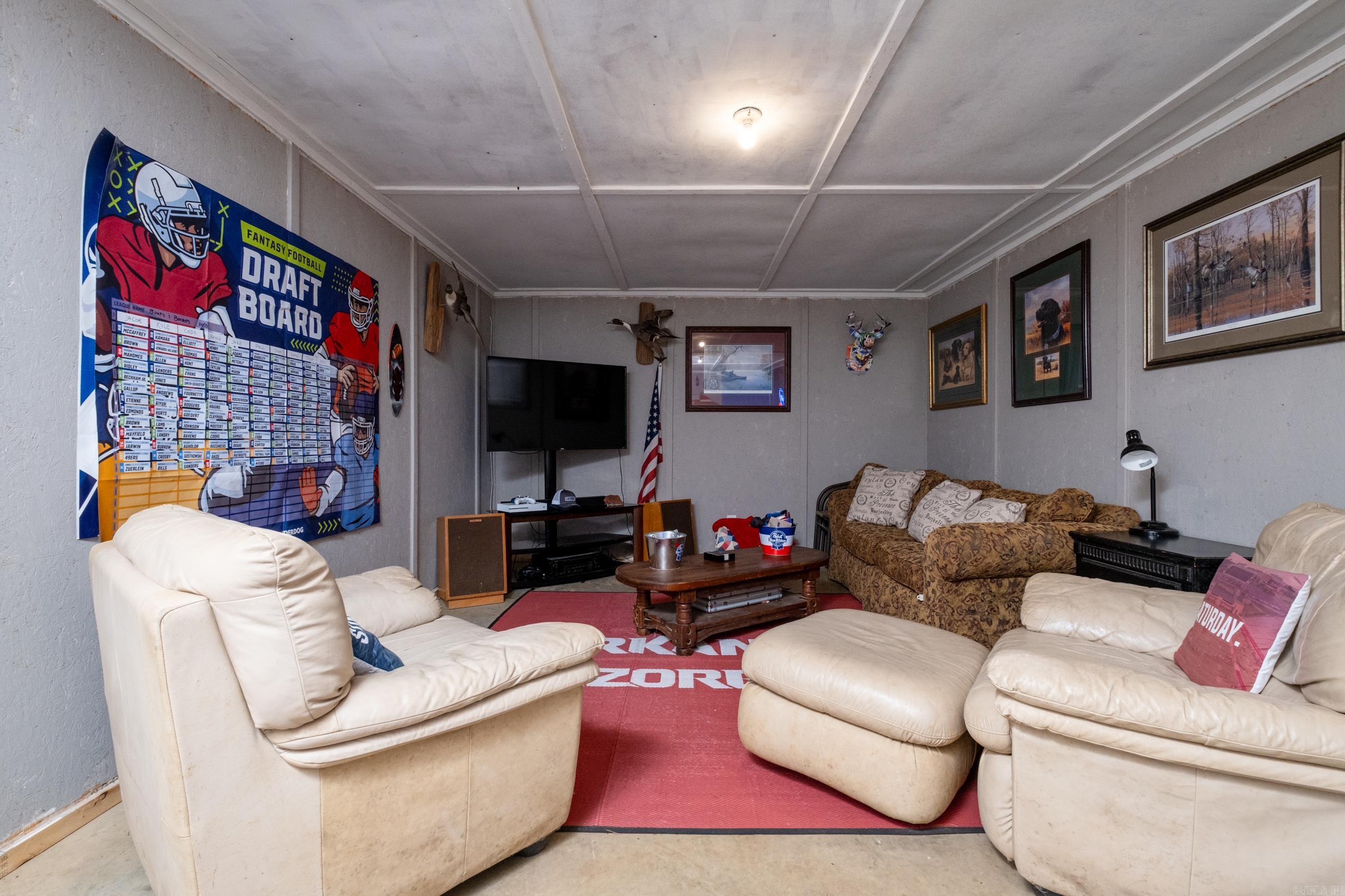 PARKWAY PLACE - Residential