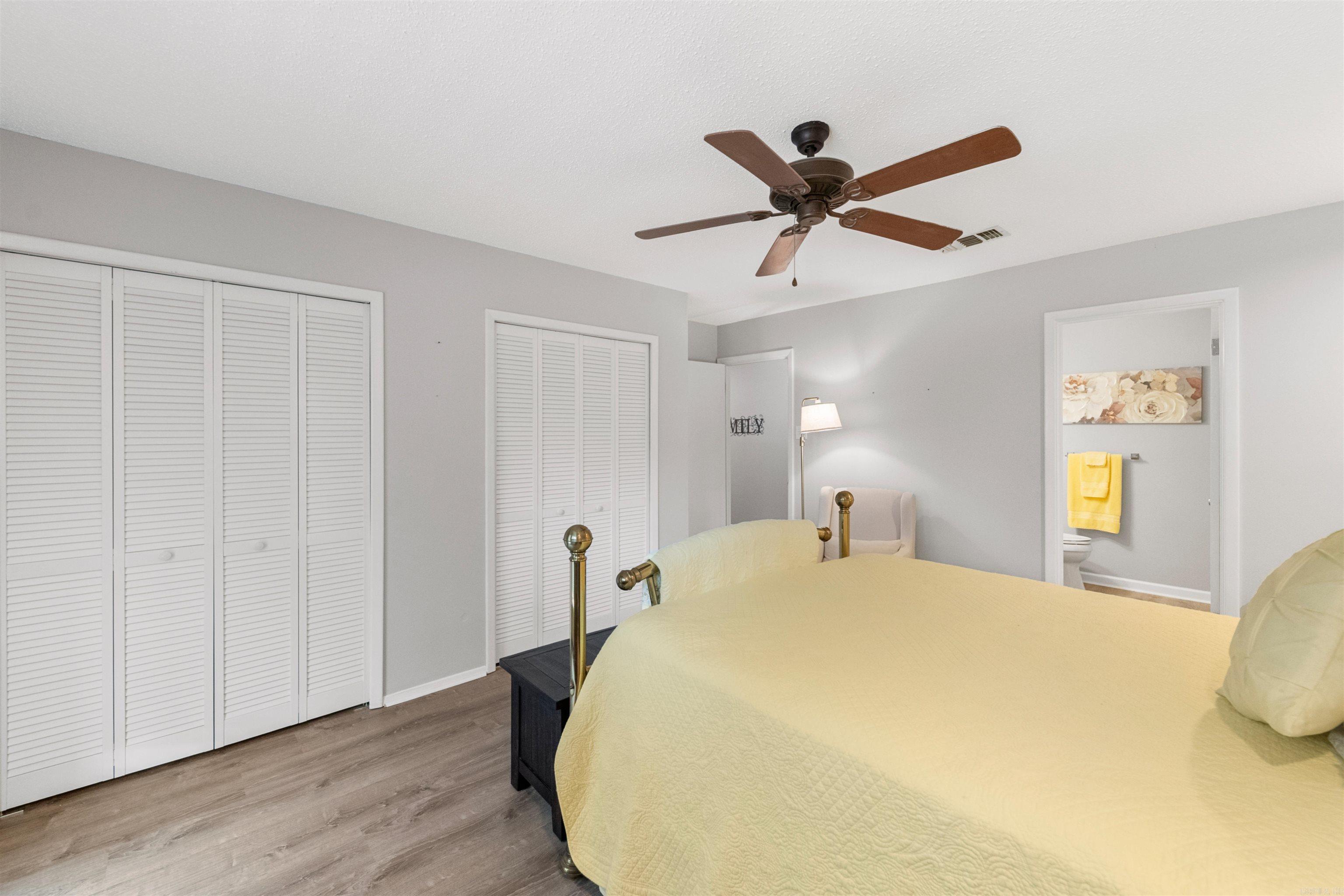 INDIAN HILLS TOWN HOMES - Residential