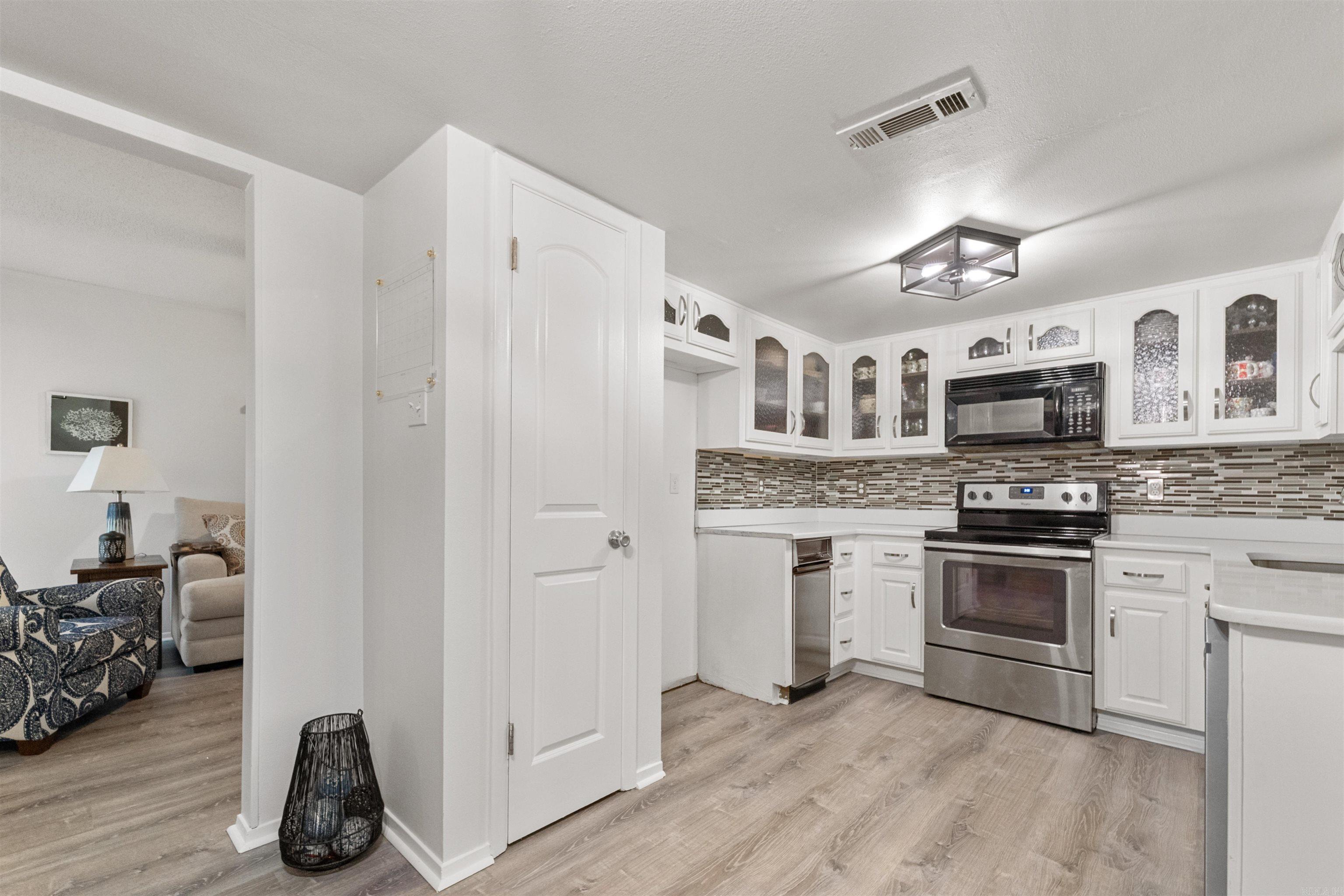 INDIAN HILLS TOWN HOMES - Residential