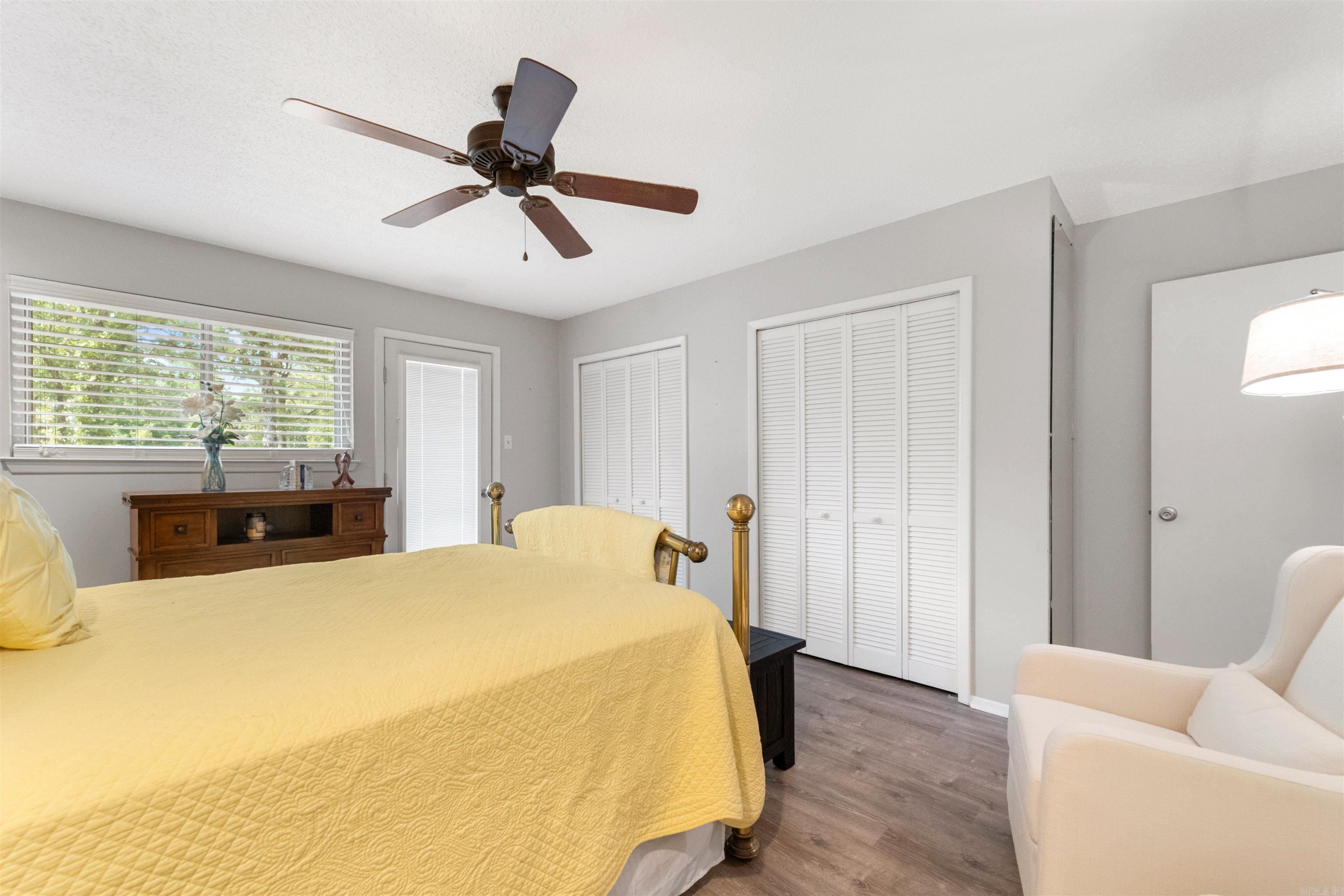 INDIAN HILLS TOWN HOMES - Residential