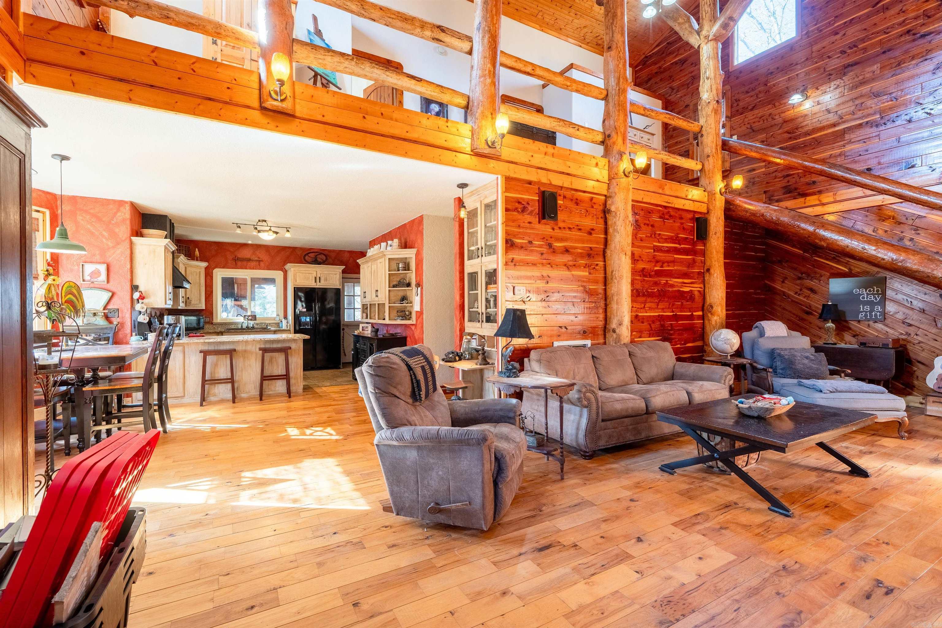 LITTLE RED RIVER ESTATES - Residential