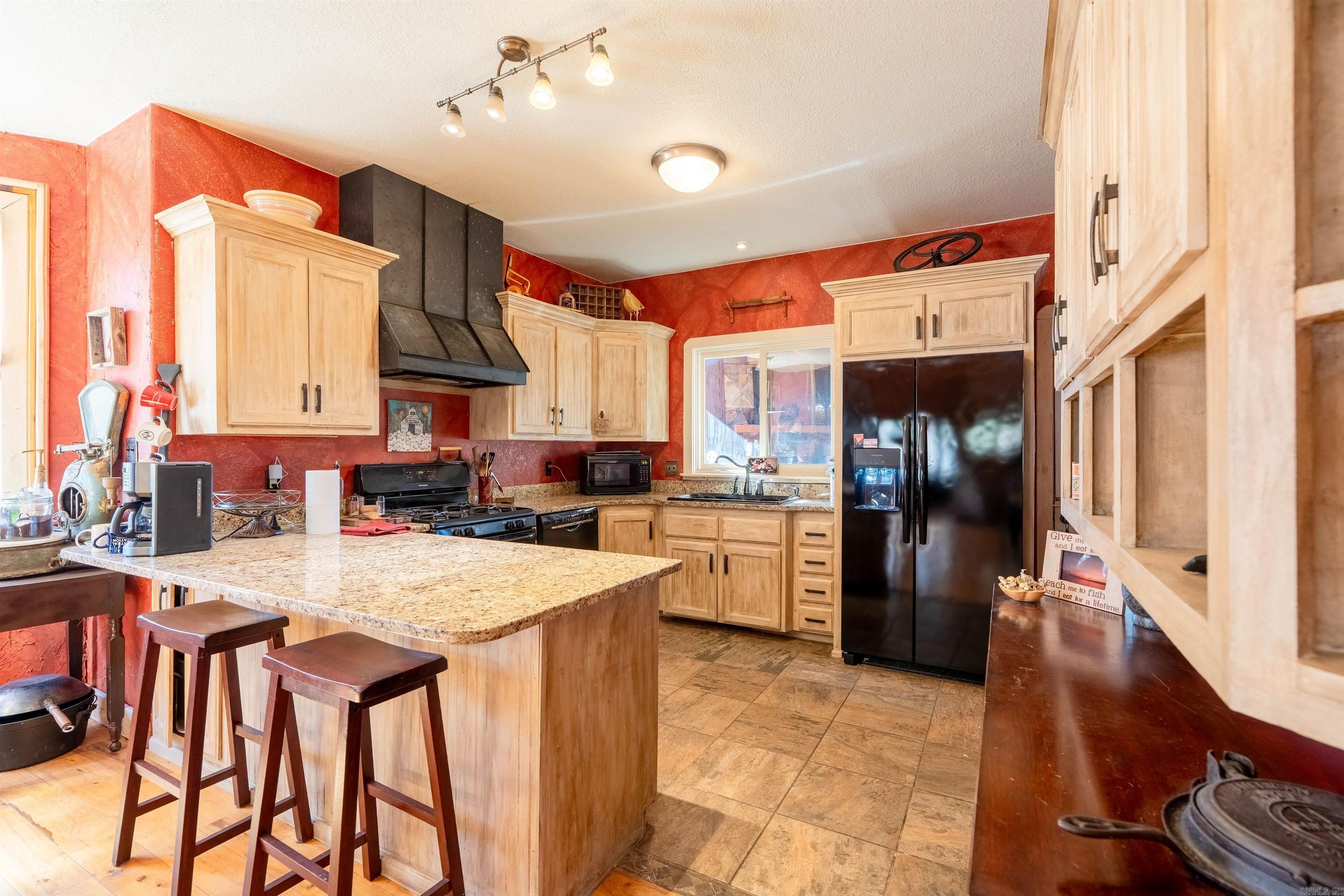 LITTLE RED RIVER ESTATES - Residential