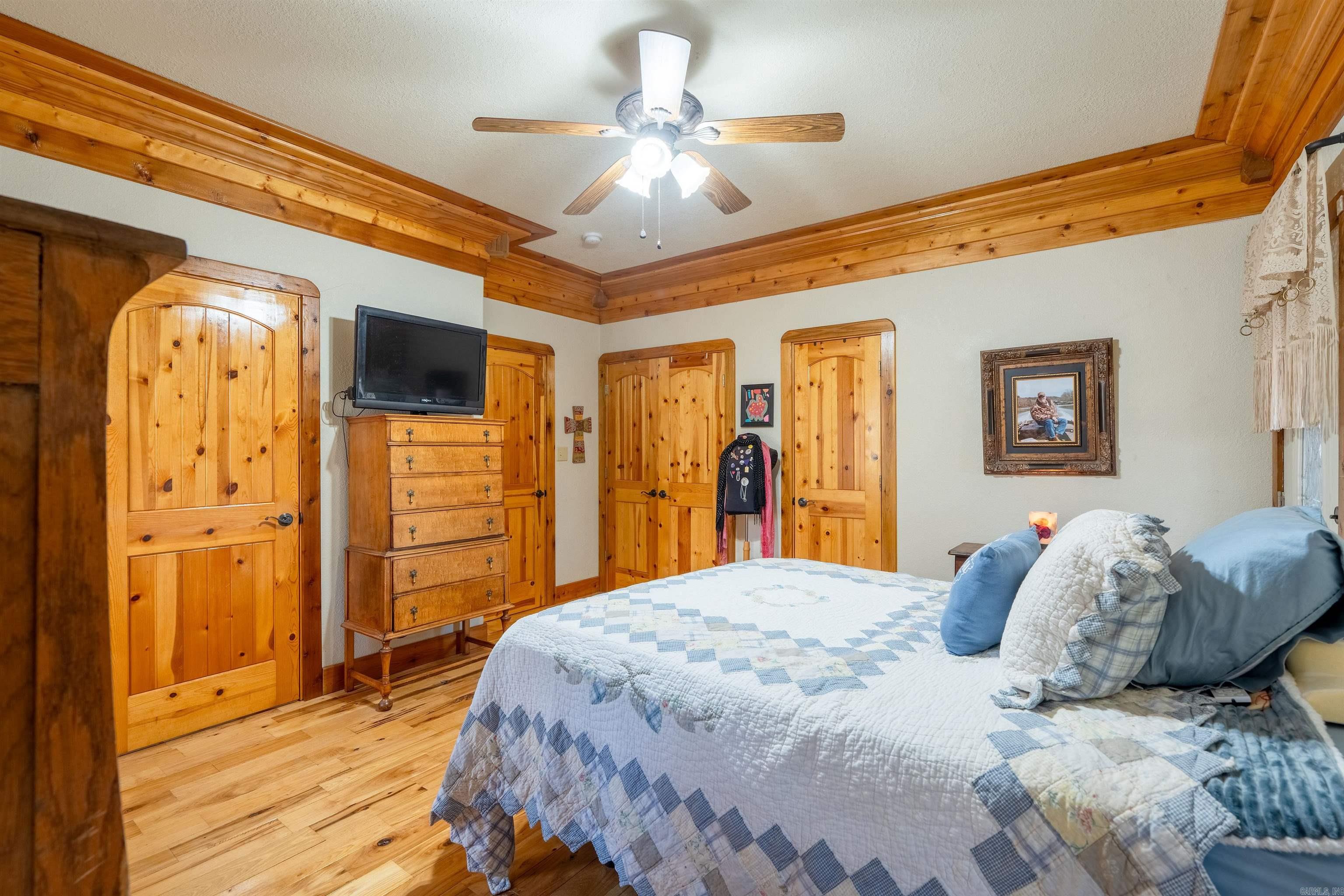 LITTLE RED RIVER ESTATES - Residential