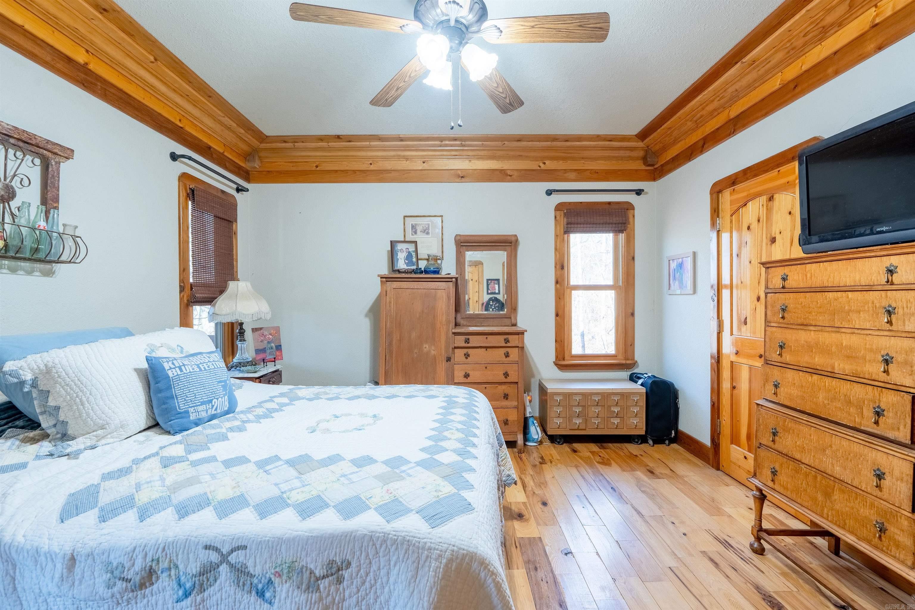 LITTLE RED RIVER ESTATES - Residential