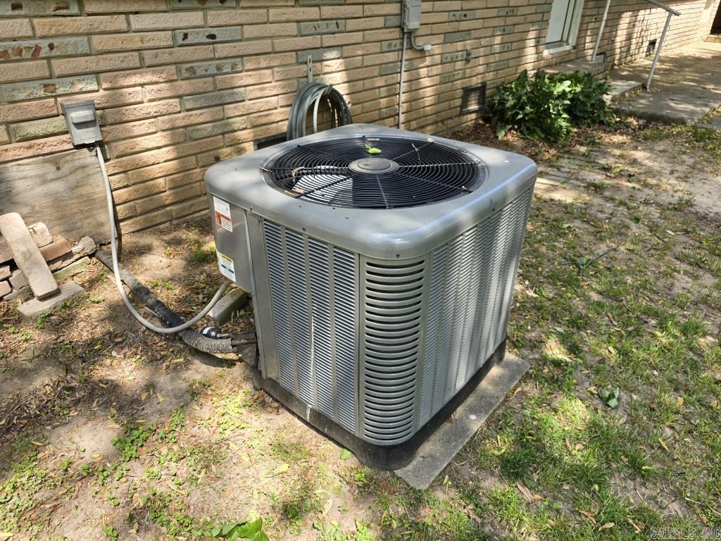 COLLIER & CAIN - Residential