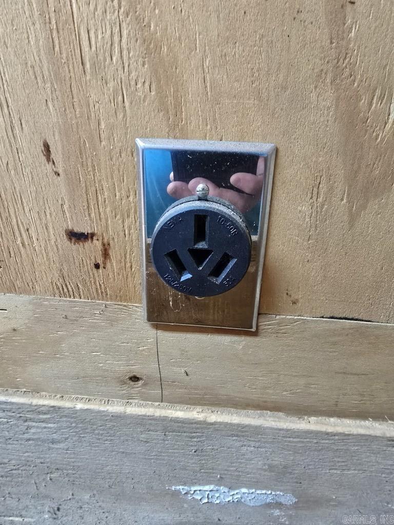 COLLIER & CAIN - Residential