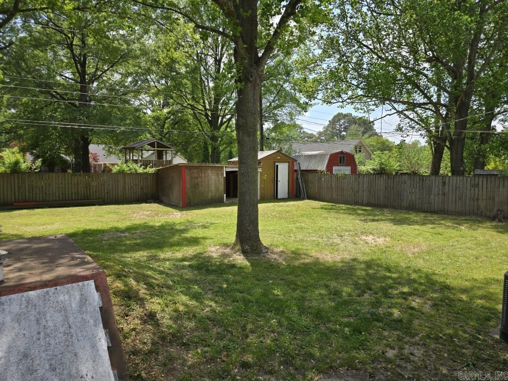 COLLIER & CAIN - Residential