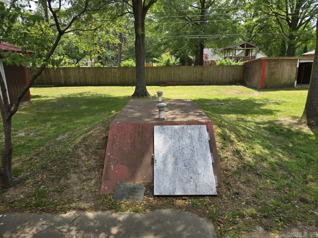 COLLIER & CAIN - Residential