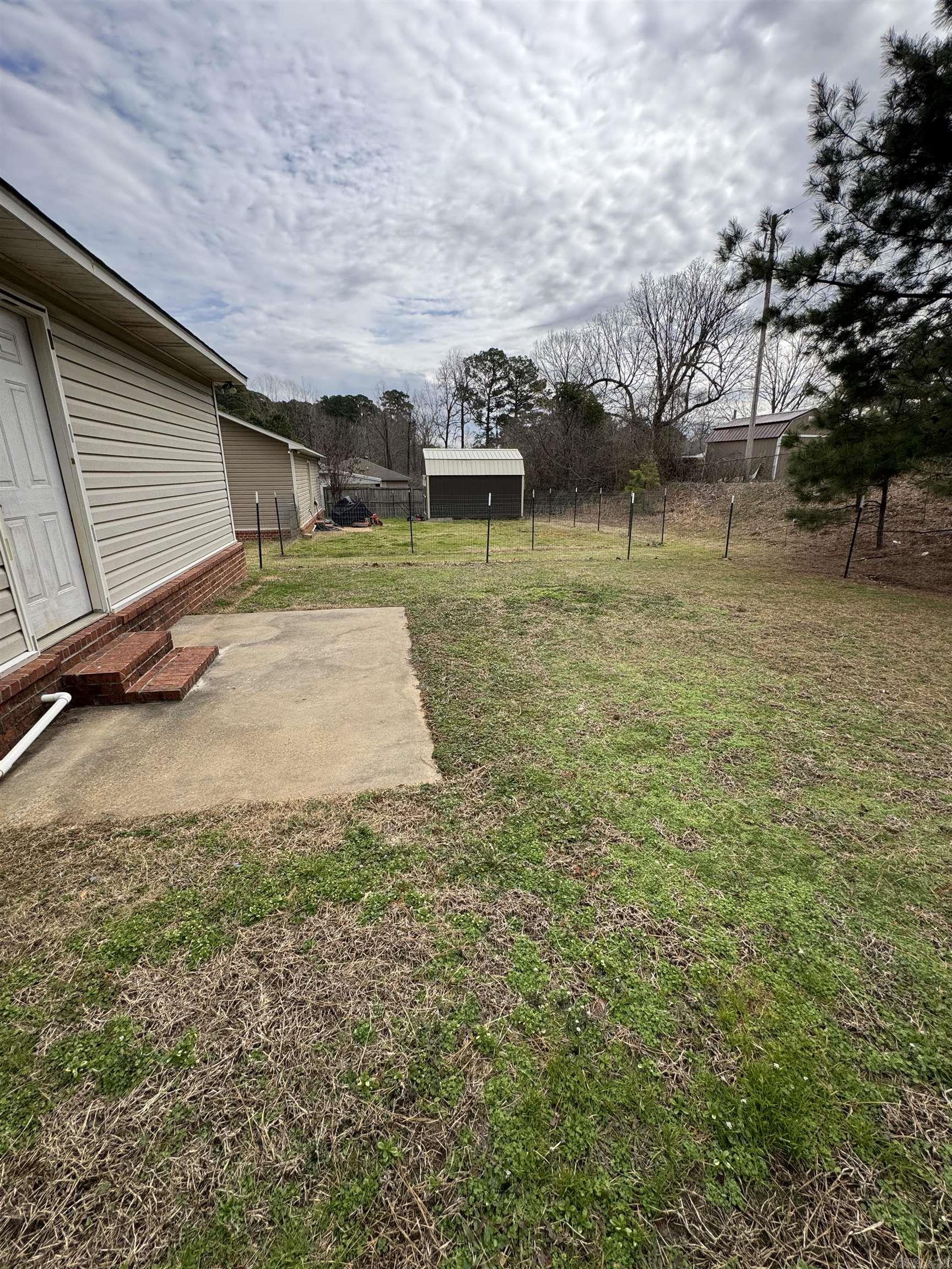 Twins Hills - Residential Lease