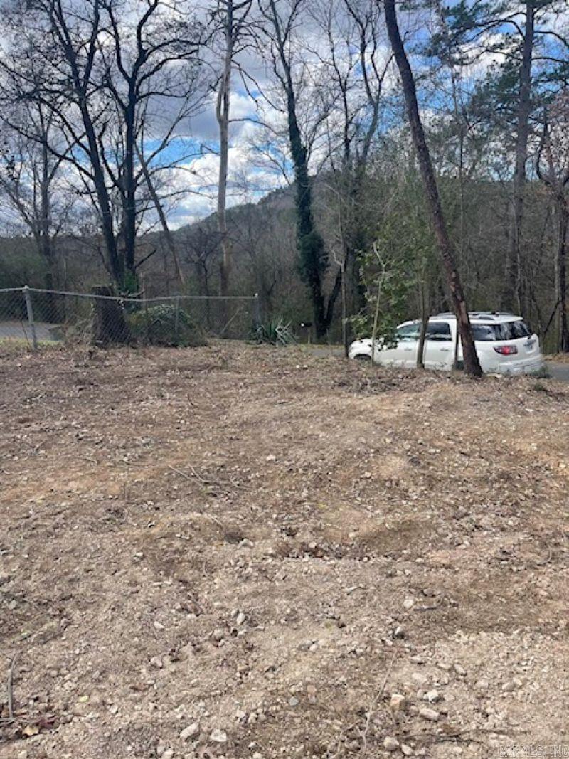 North Highland - Land