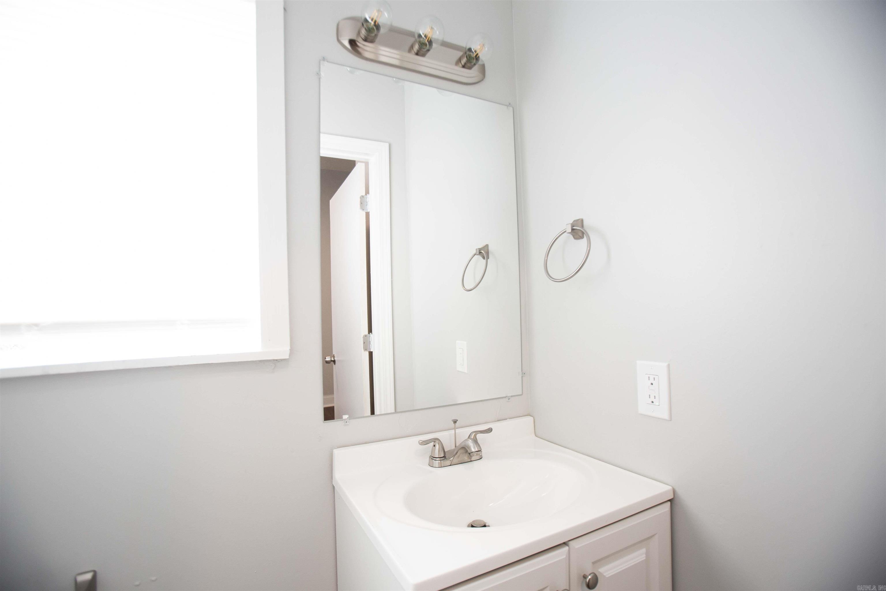 Weldon E Wrights - Residential