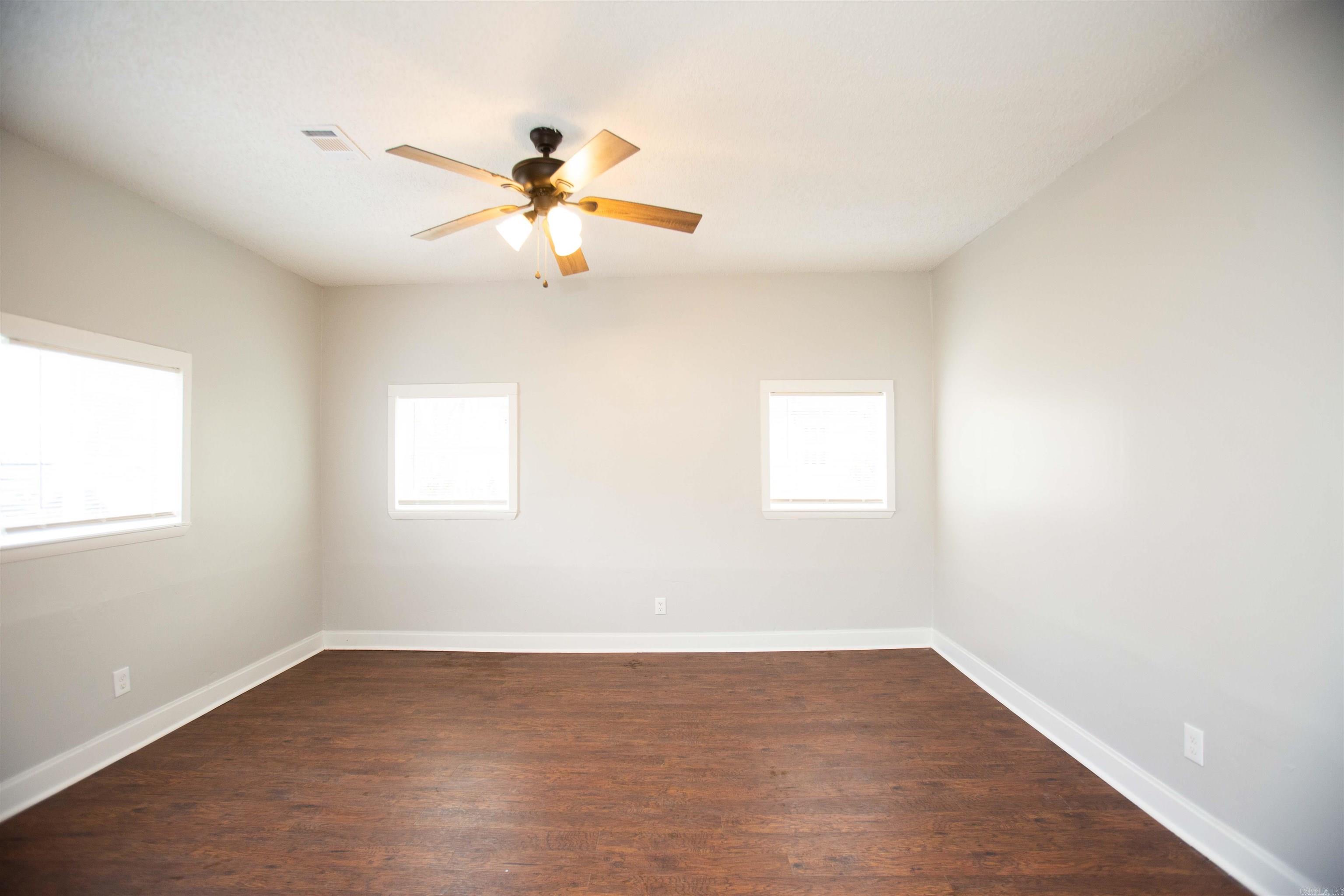 Weldon E Wrights - Residential