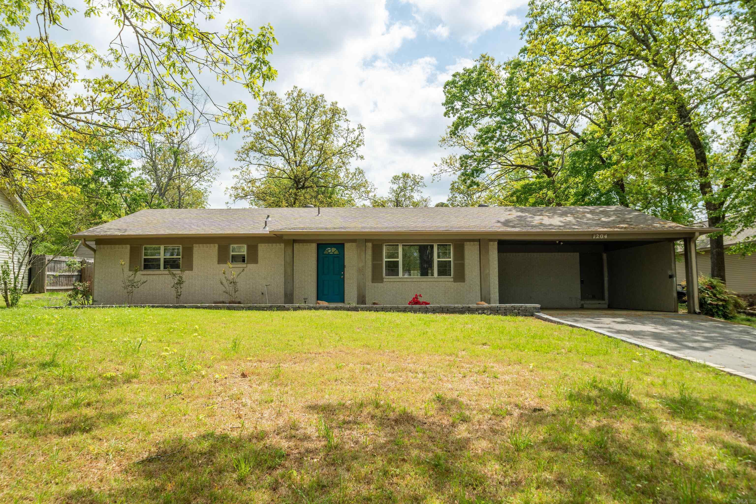 LAKE VIEW - Residential