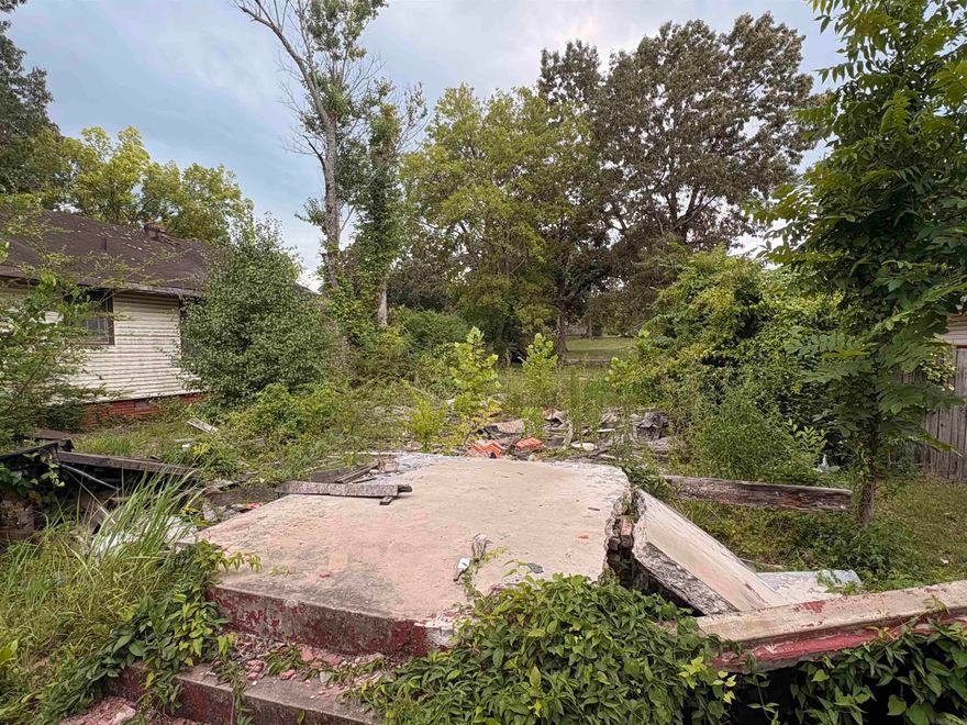 Vacant lot with slab.