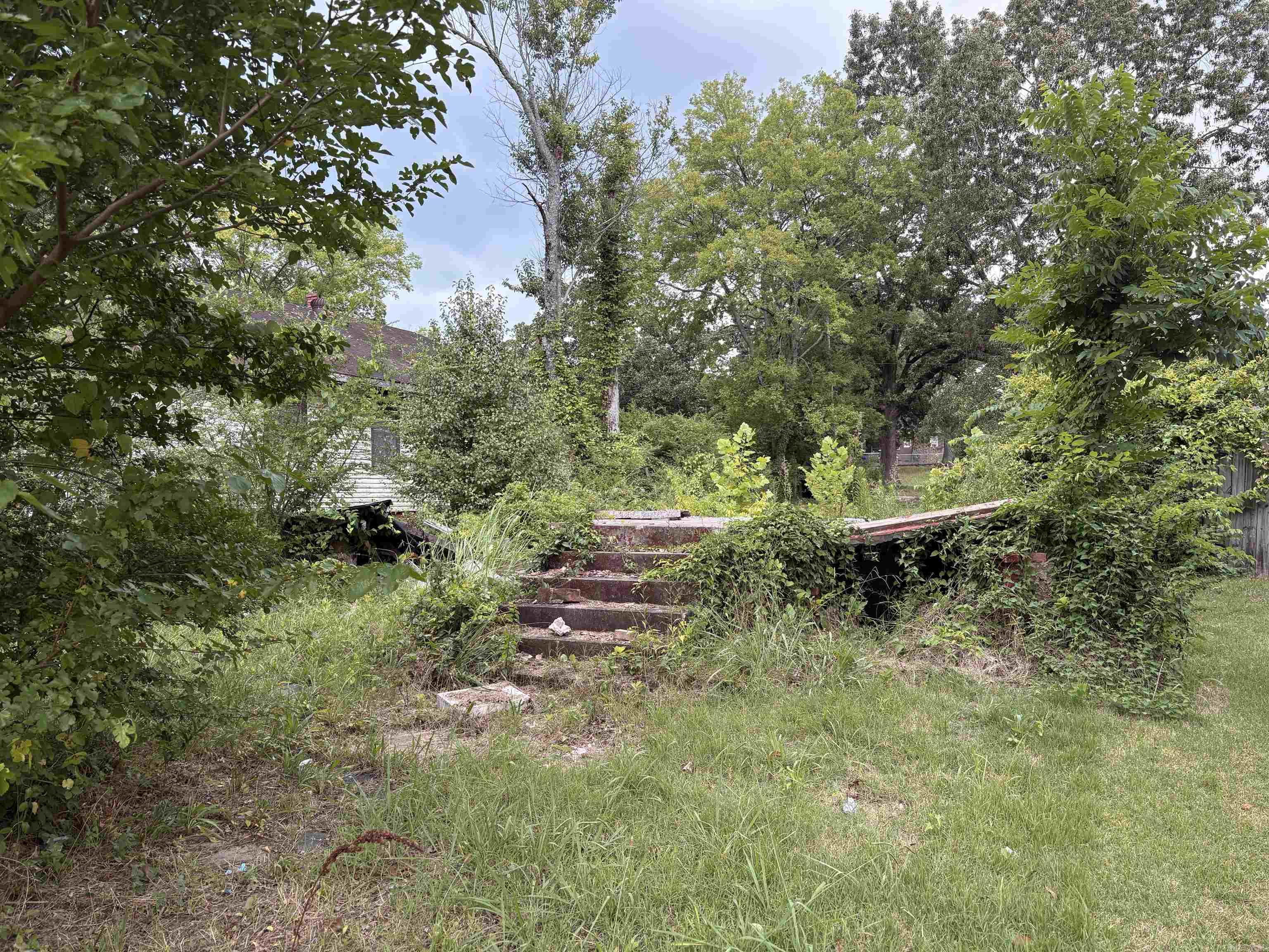 Cedar Heights - Land