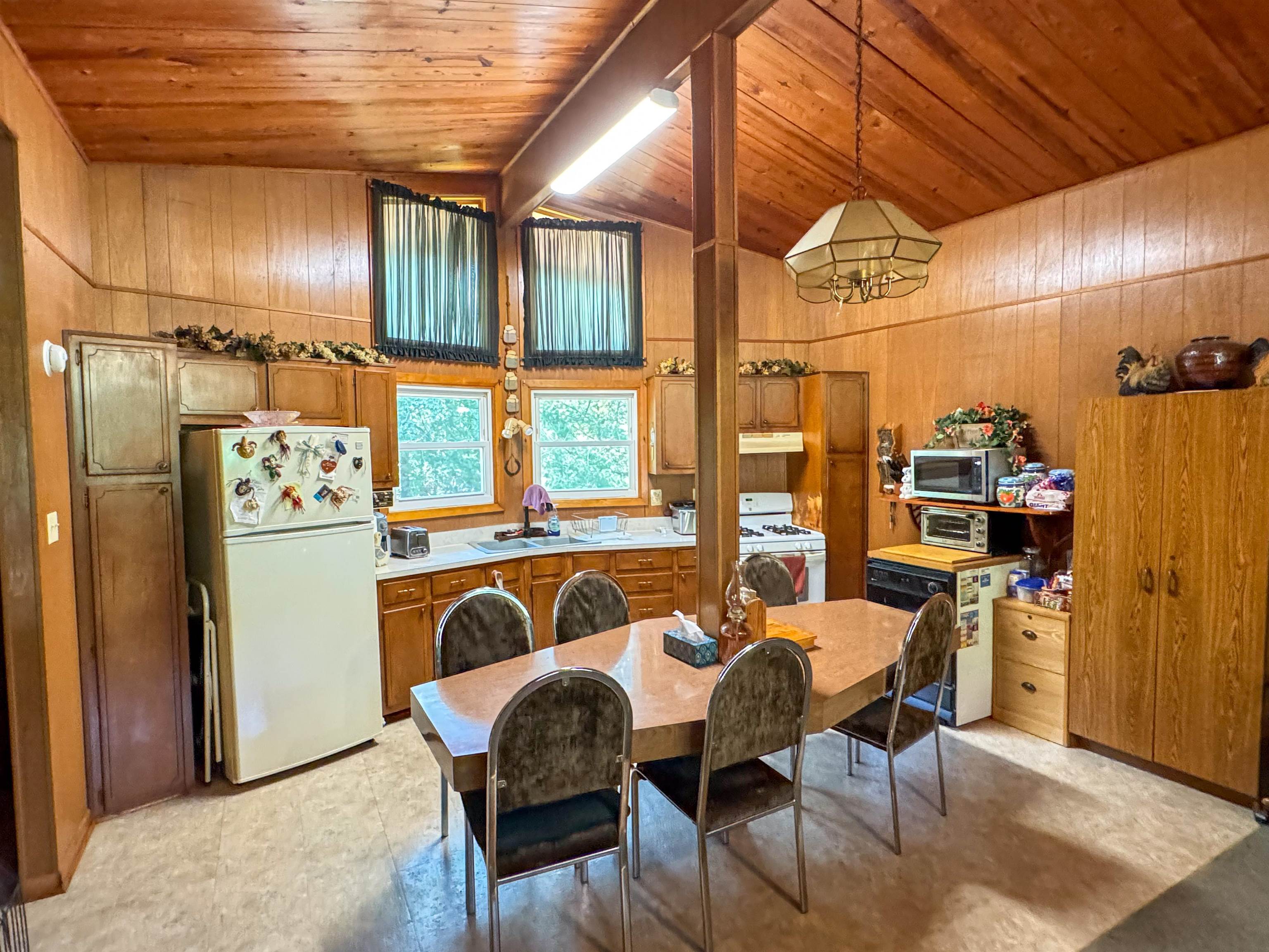 Navajo Third - Residential