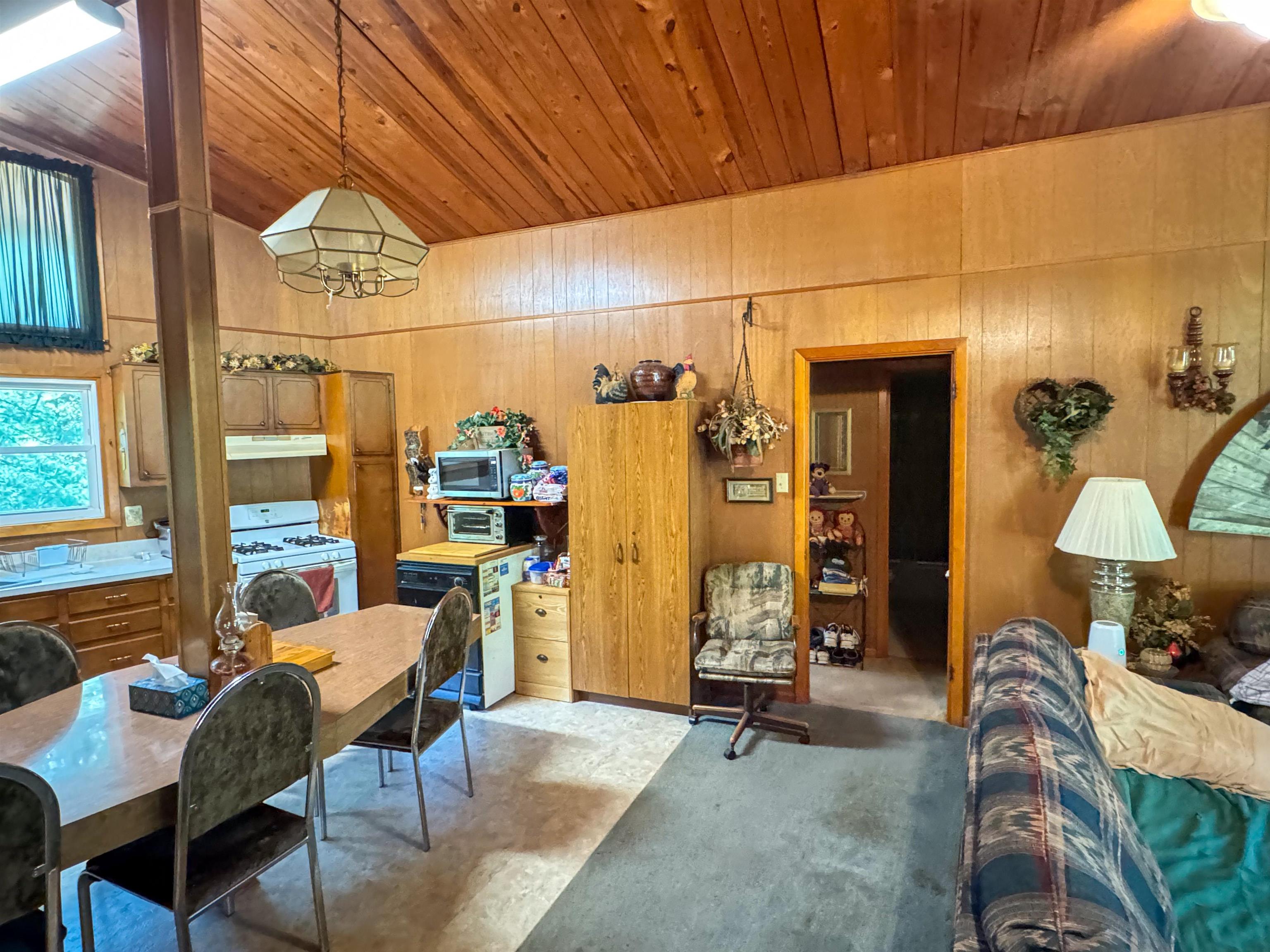 Navajo Third - Residential