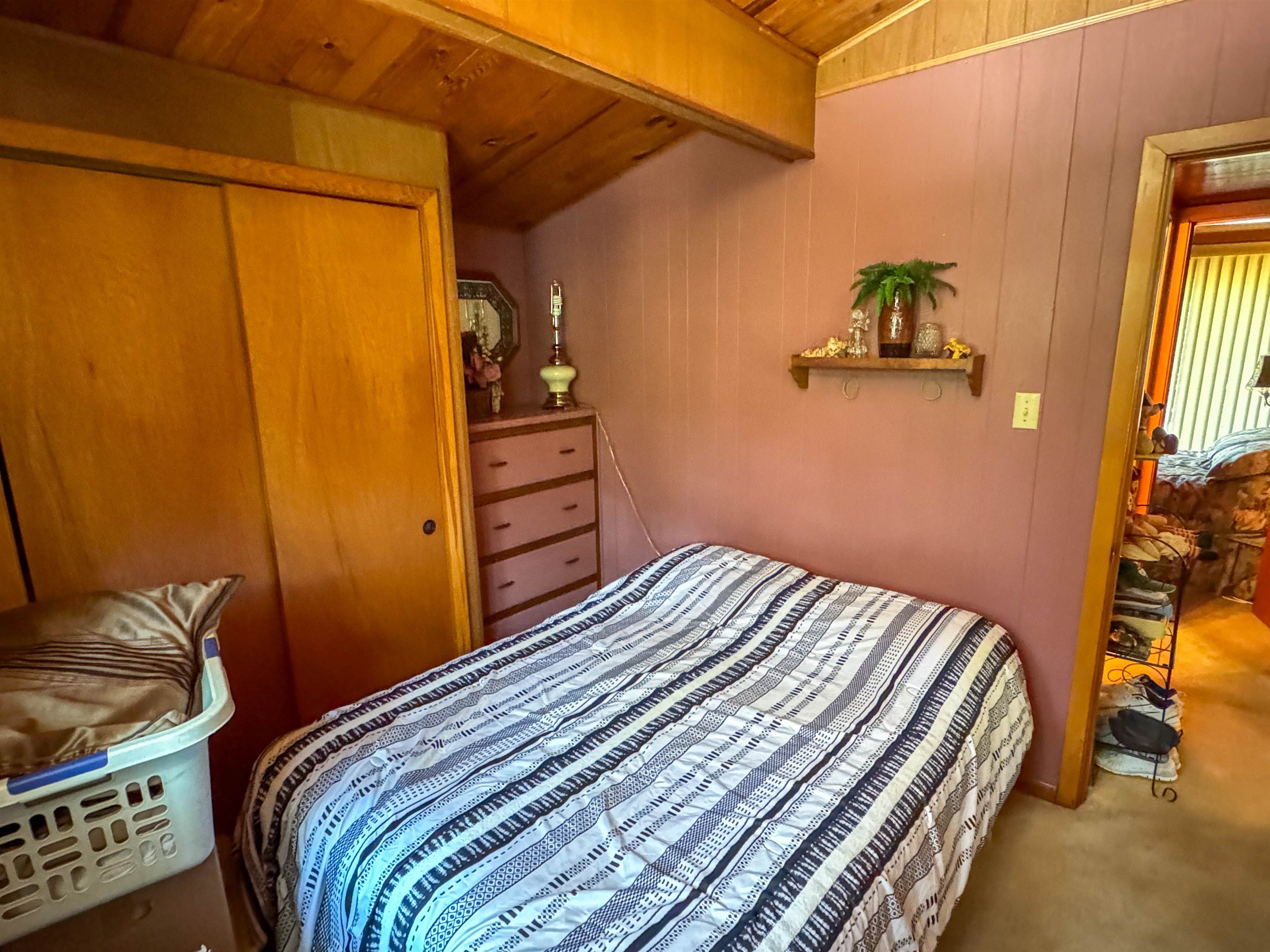 Navajo Third - Residential