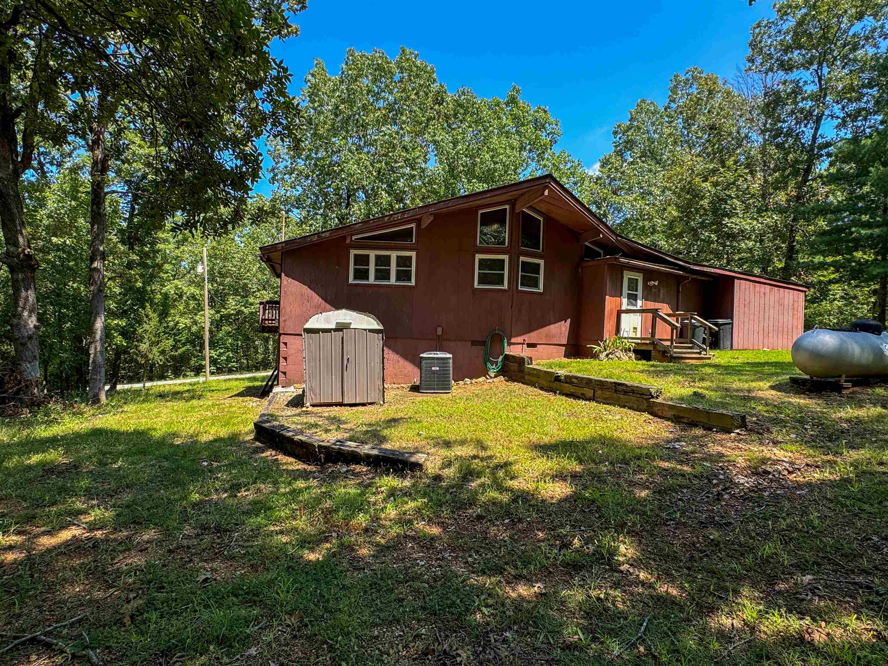 Navajo Third - Residential