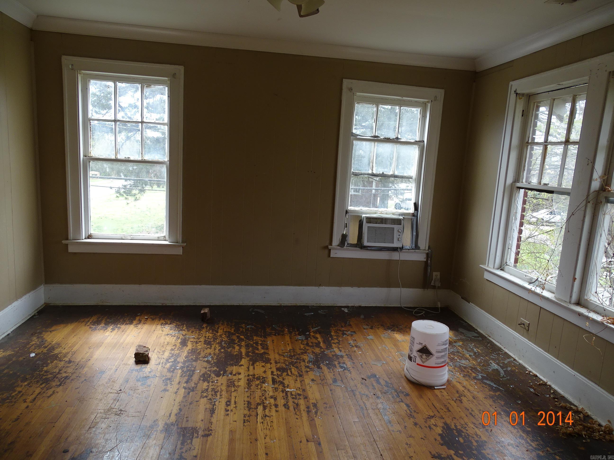 OAK TERRACE - Residential